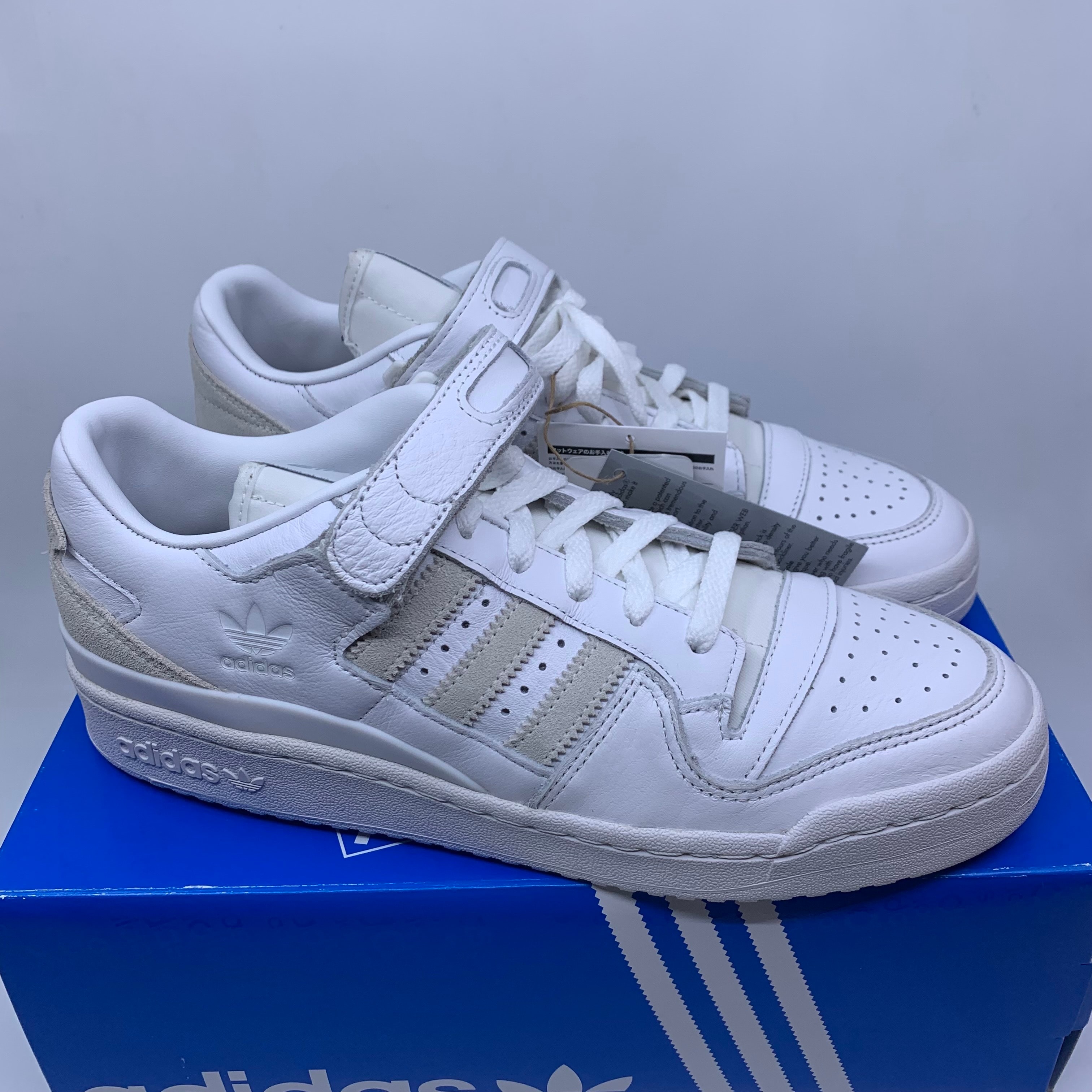 adidas Forum 84 Low "Clear Gray/Footwear White/Silver Metallic"