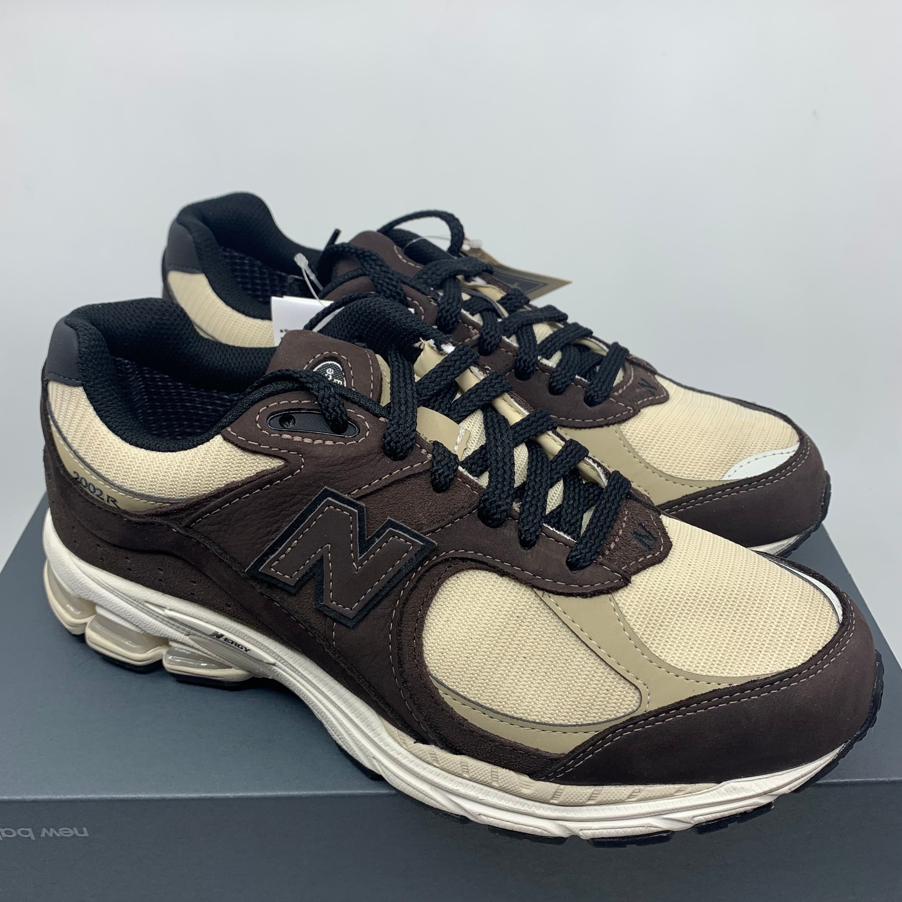New Balance 2002R GORE-TEX "Black Coffee"