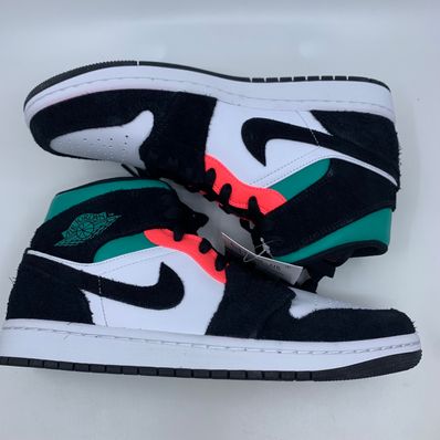 Nike Air Jordan 1 Mid SE "South Beach"