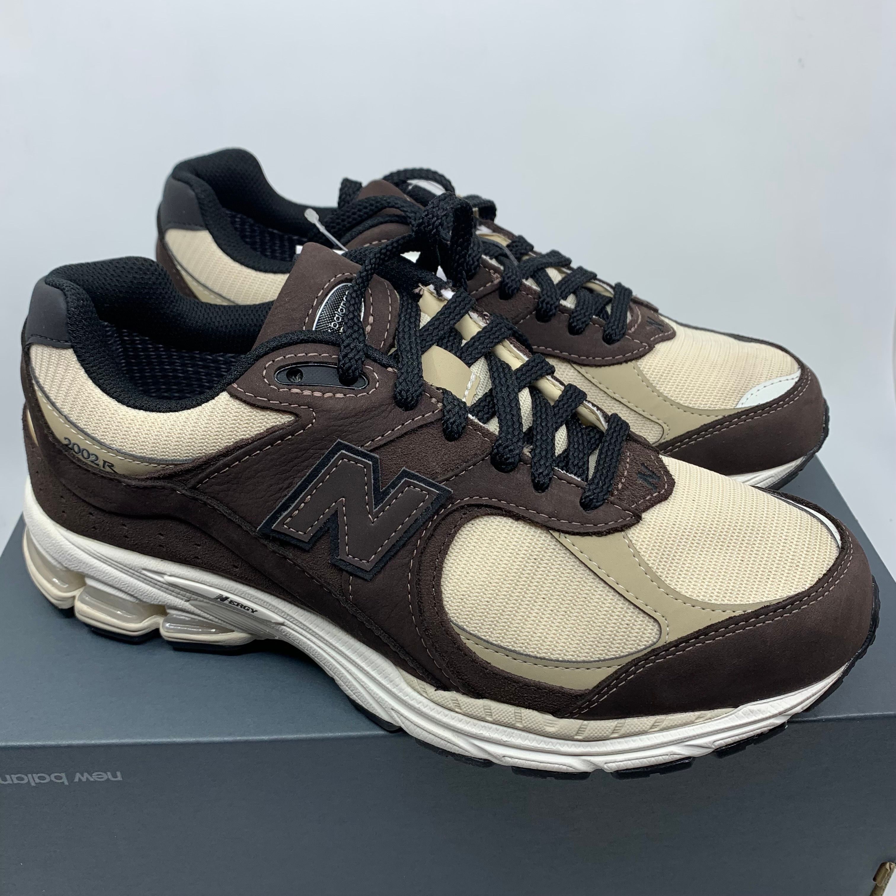 New Balance 2002R GORE-TEX "Black Coffee"