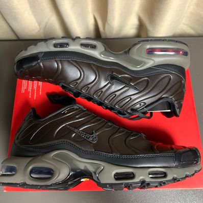 Nike Air Max Plus PRM "Black Tea and Petra Brown"