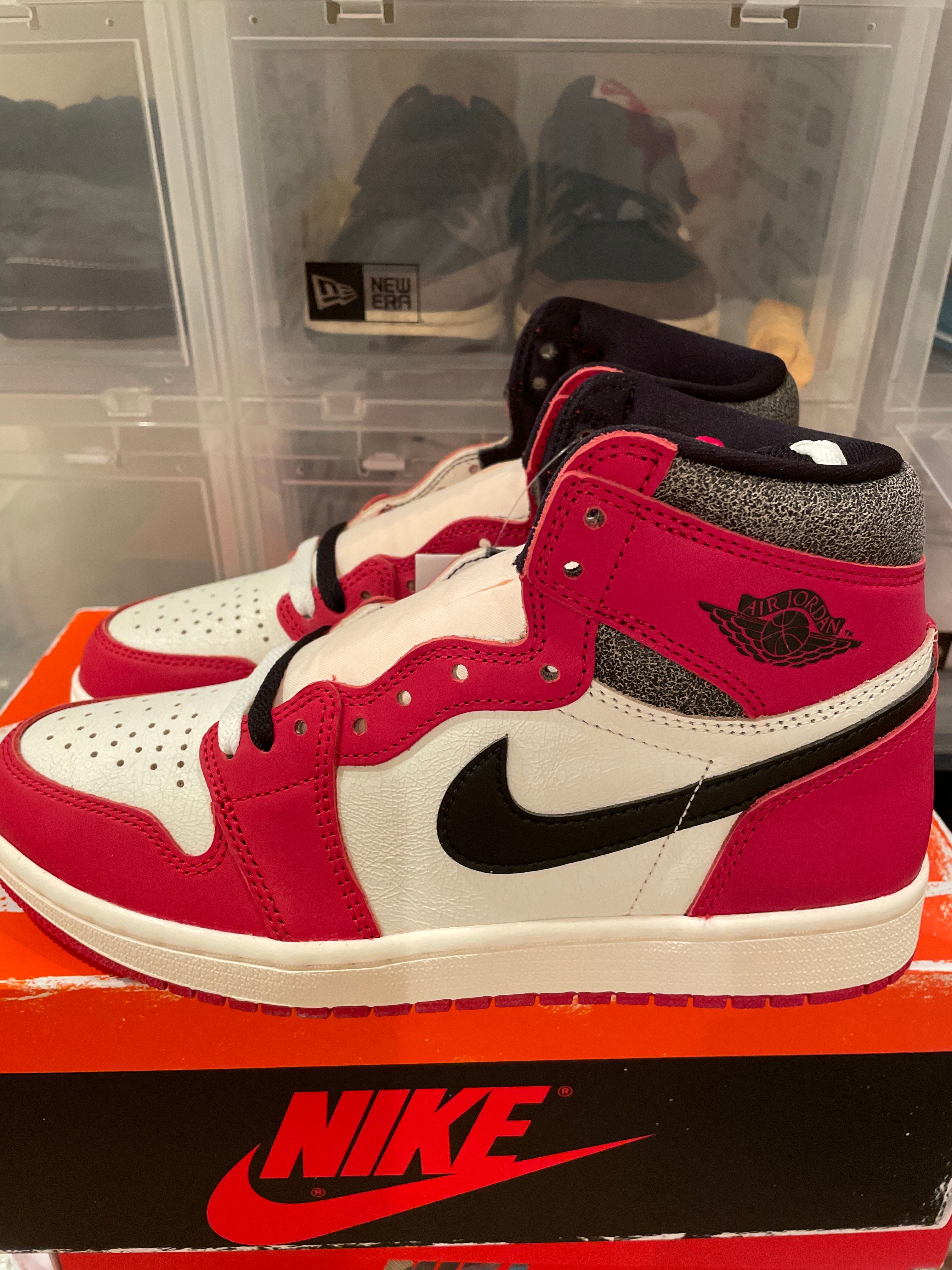 Nike Air Jordan 1 High OG "Lost & Found/Chicago"