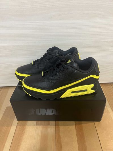 UNDEFEATED × Nike Air Max 90 "Black/Yellow"