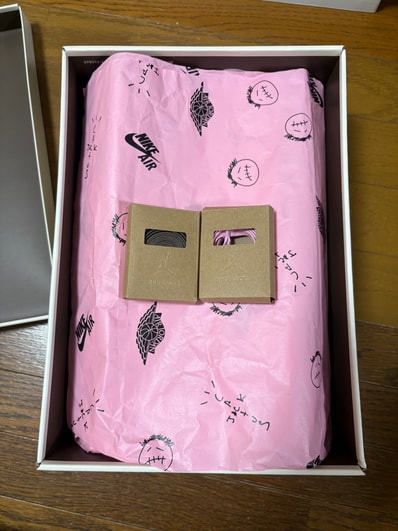 Travis Scott × Nike Air Jordan 1 Low OG SP "Velvet Brown and Dark Mocha"