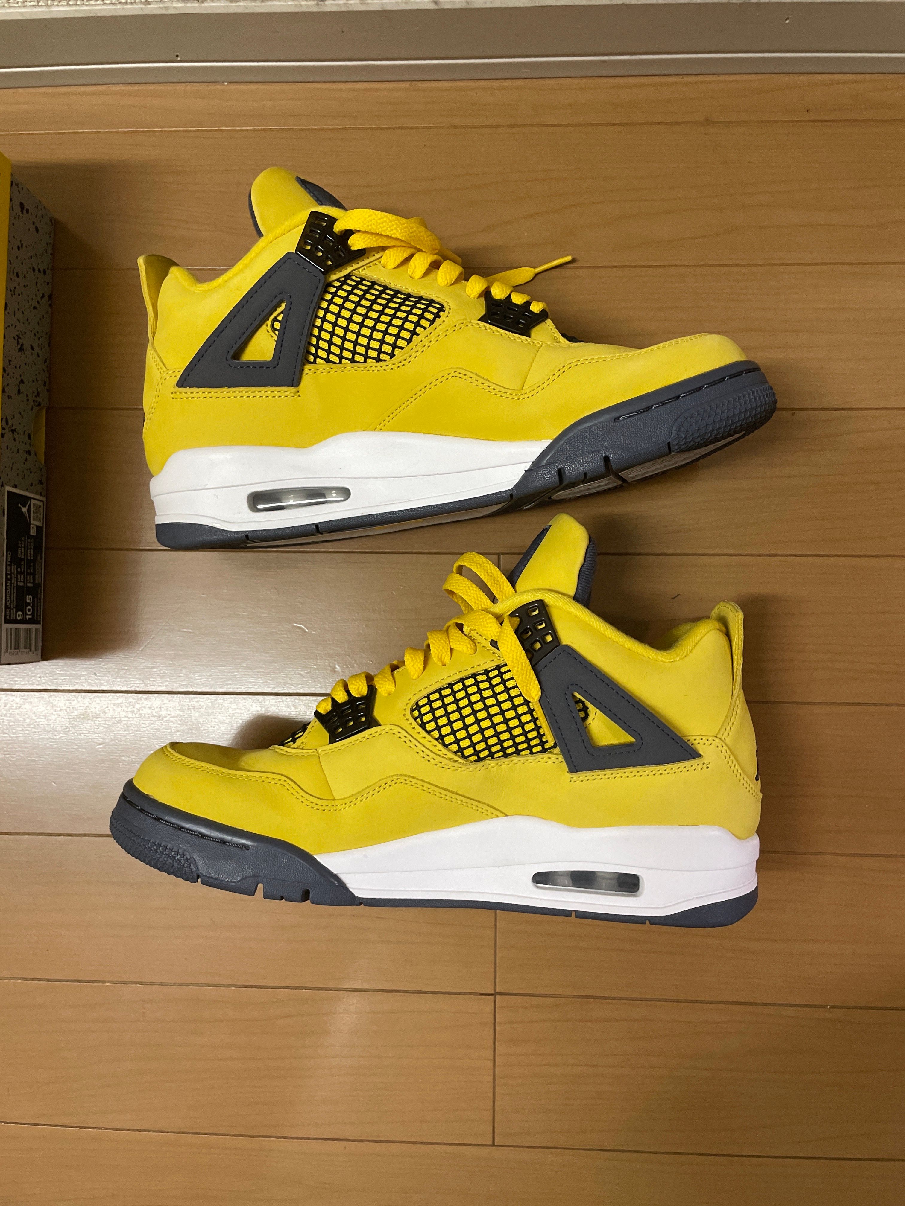 Nike Air Jordan 4 "Tour Yellow"