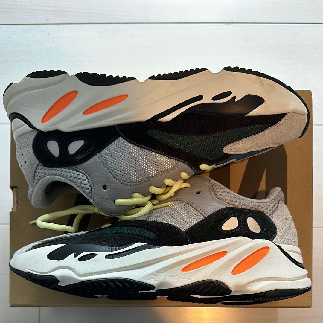 adidas YEEZY Boost 700 "Wave Runner"