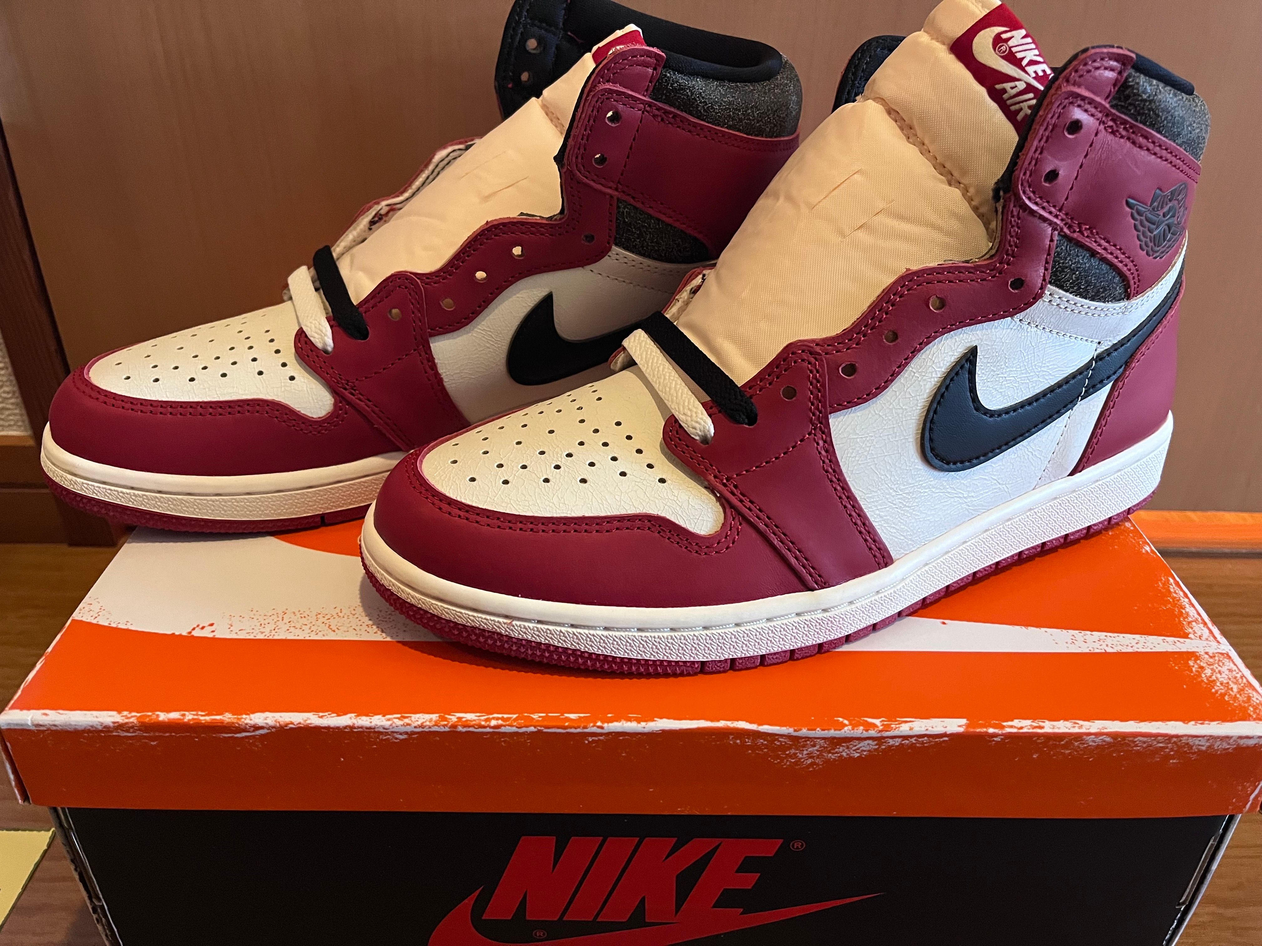 Nike Air Jordan 1 High OG "Lost & Found/Chicago"