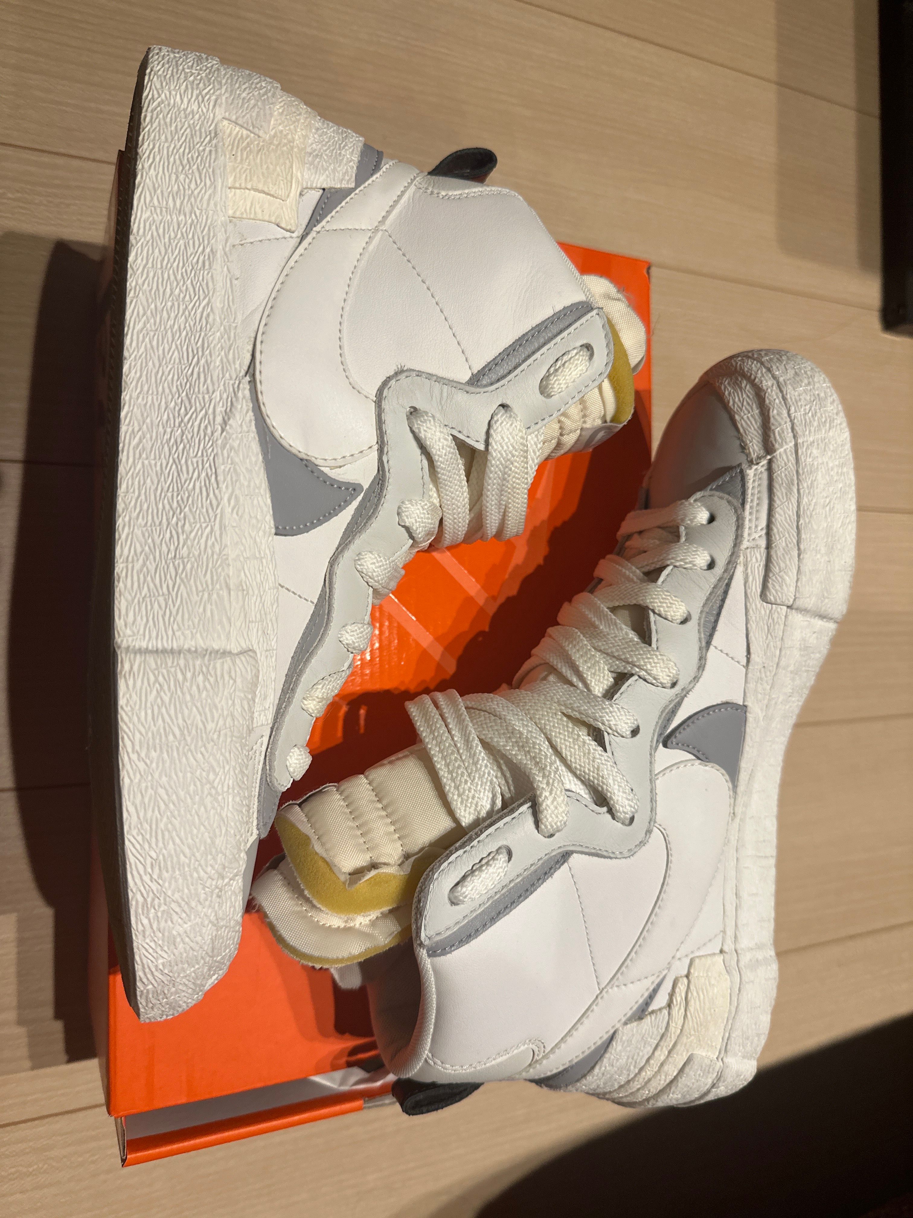 sacai × NIKE BLAZER MID "WHITE/WOLF GREY"