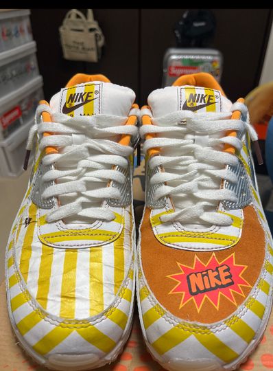 Nike Air Max 90 SE "Swoosh Mart/Chicken"