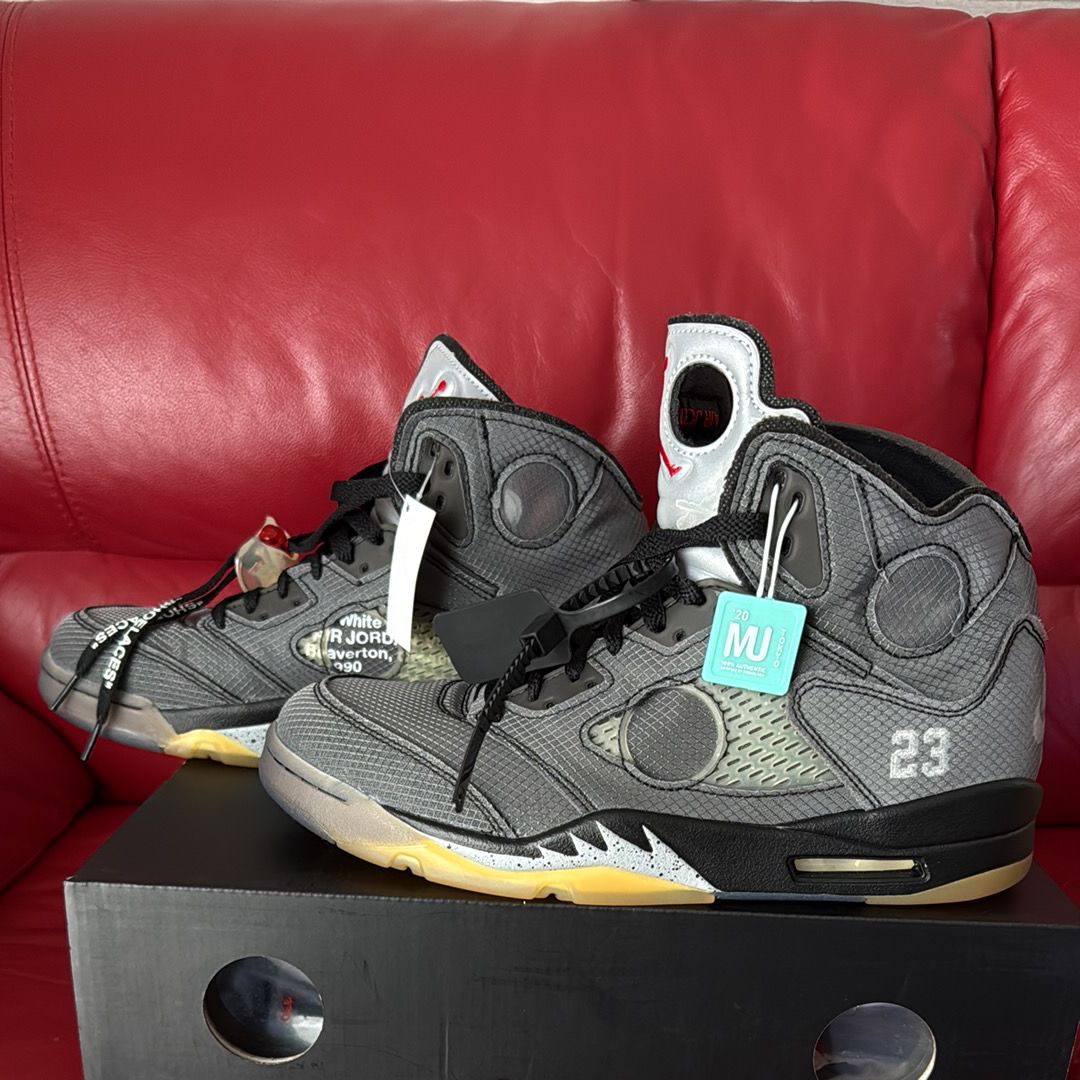 Off-White × Nike Air Jordan 5 "Black/Muslin/Fire Red"
