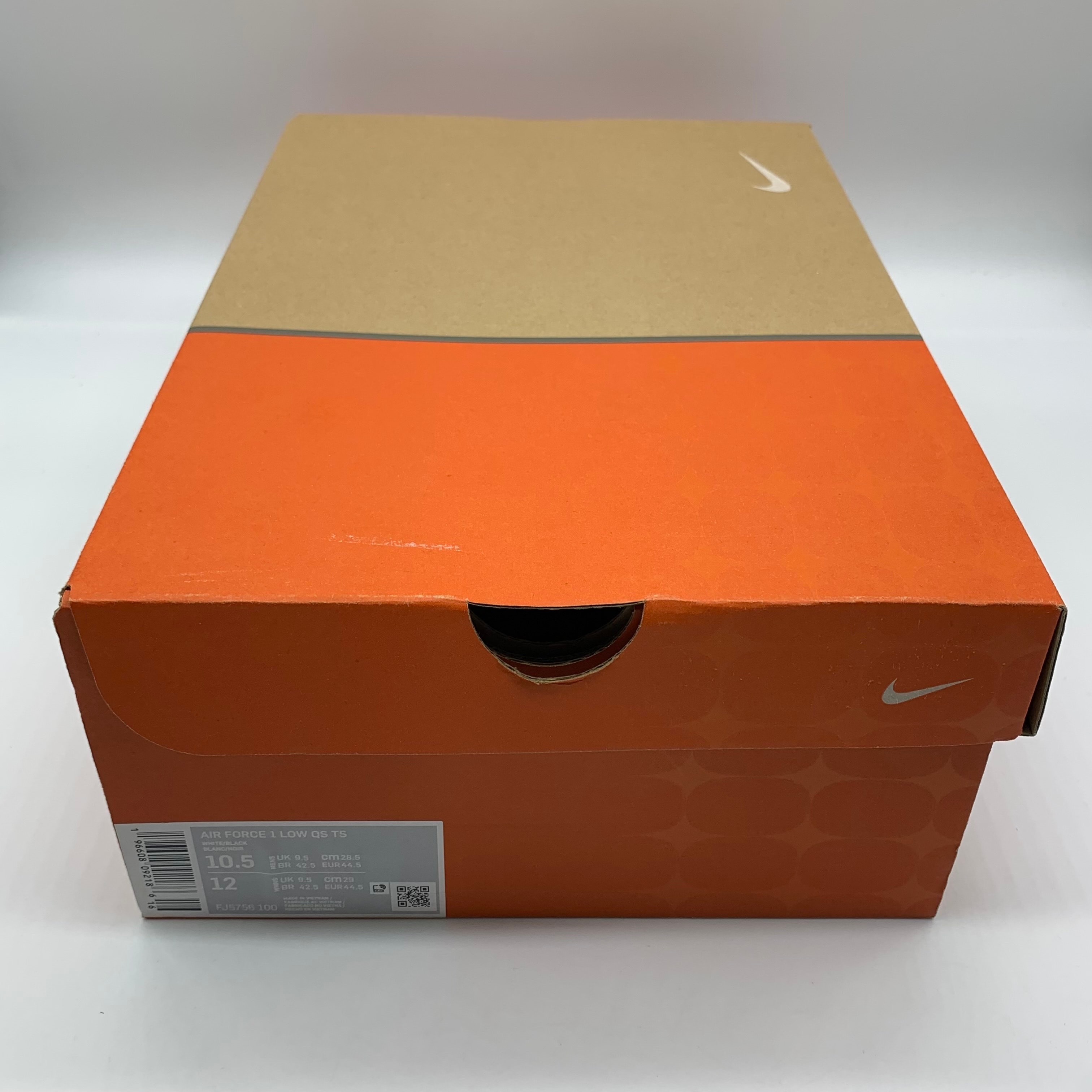 テラー スクワッド × ナイキ エアフォース1 ロー QS "ブラックアウト"