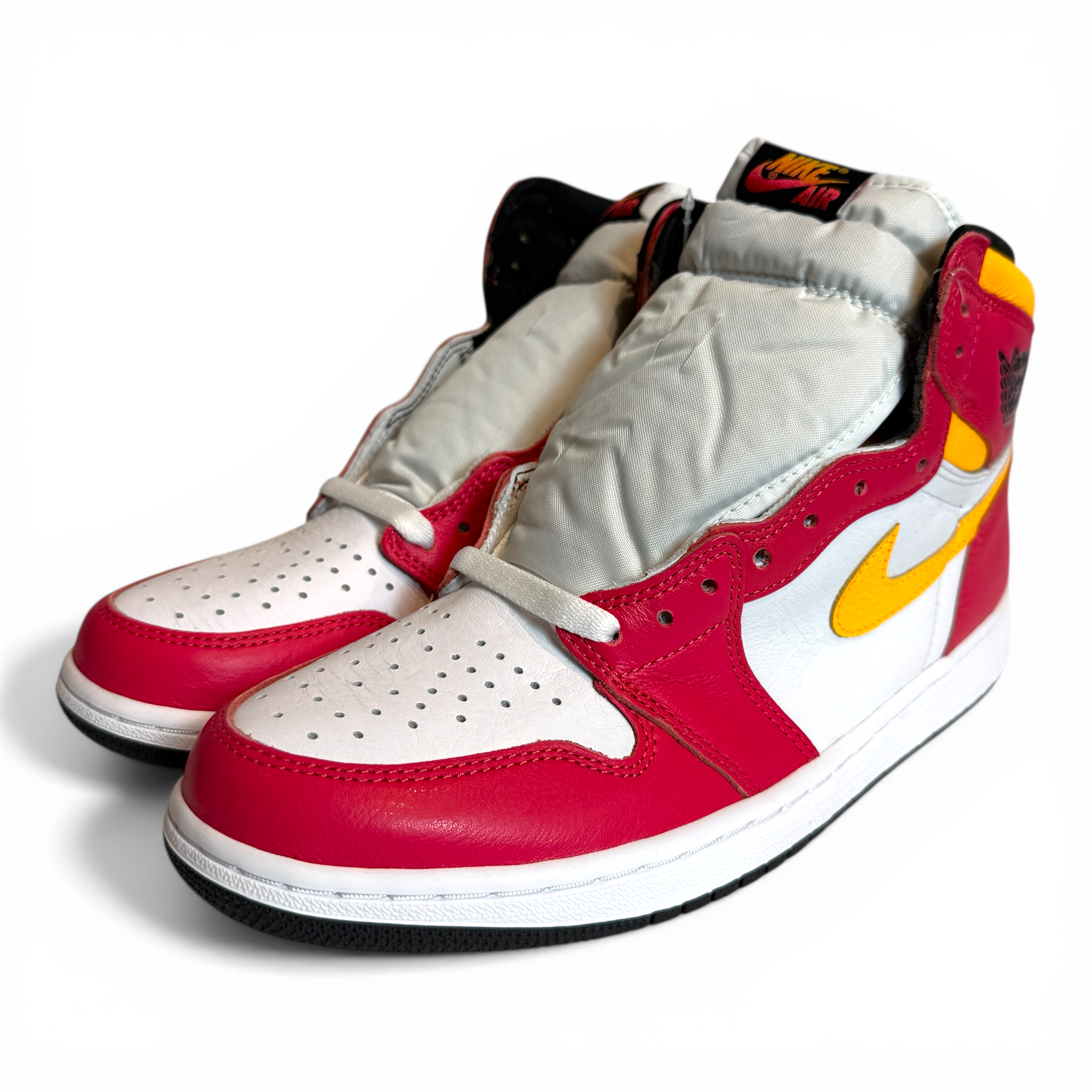 Nike Air Jordan 1 High OG "Light Fusion Red"