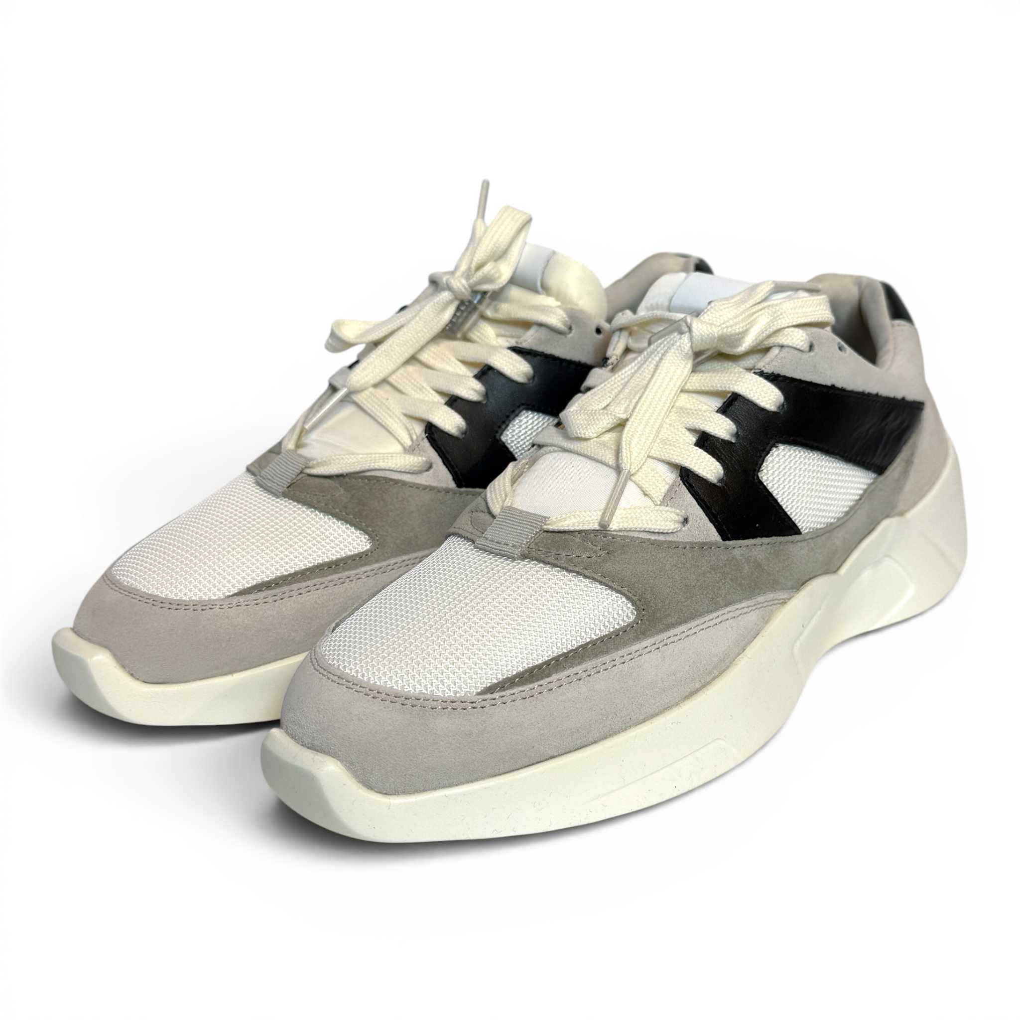 FEAR OF GOD ESSENTIALS Distance Runner "Cream/Gray/Black"