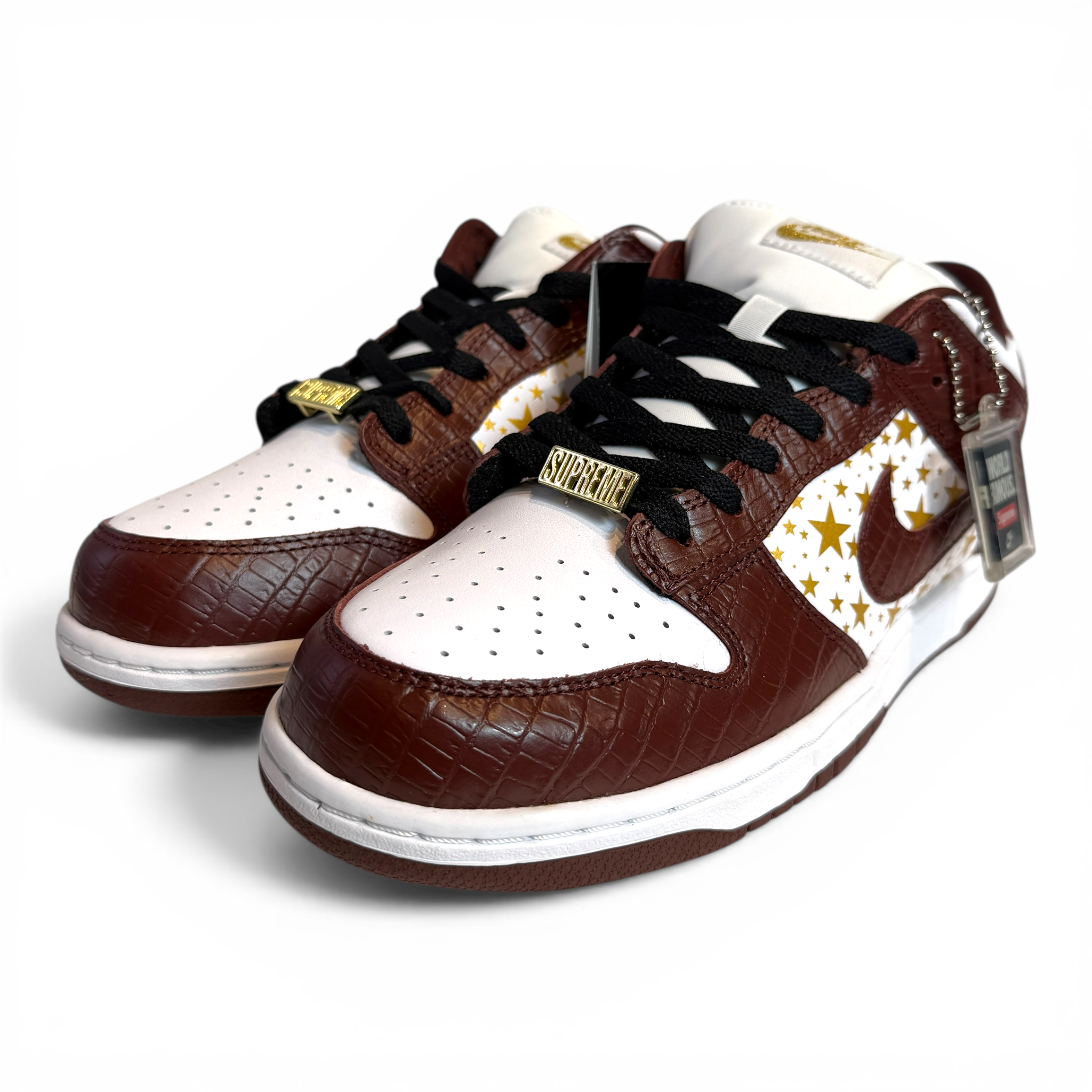 Supreme × Nike SB Dunk Low OG QS Gold Stars "White/Barkroot Brown"