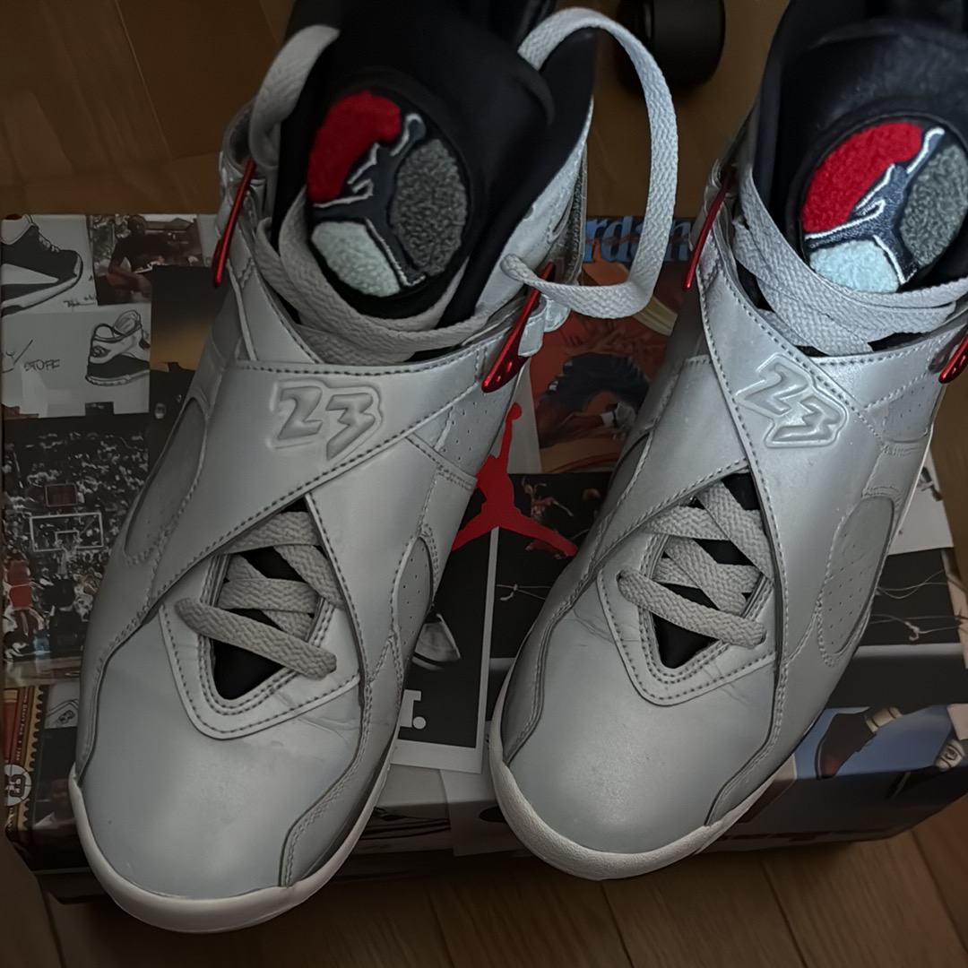 Nike Air Jordan 8 Retro SP "Reflect Silver/Hyper Blue/True Red"