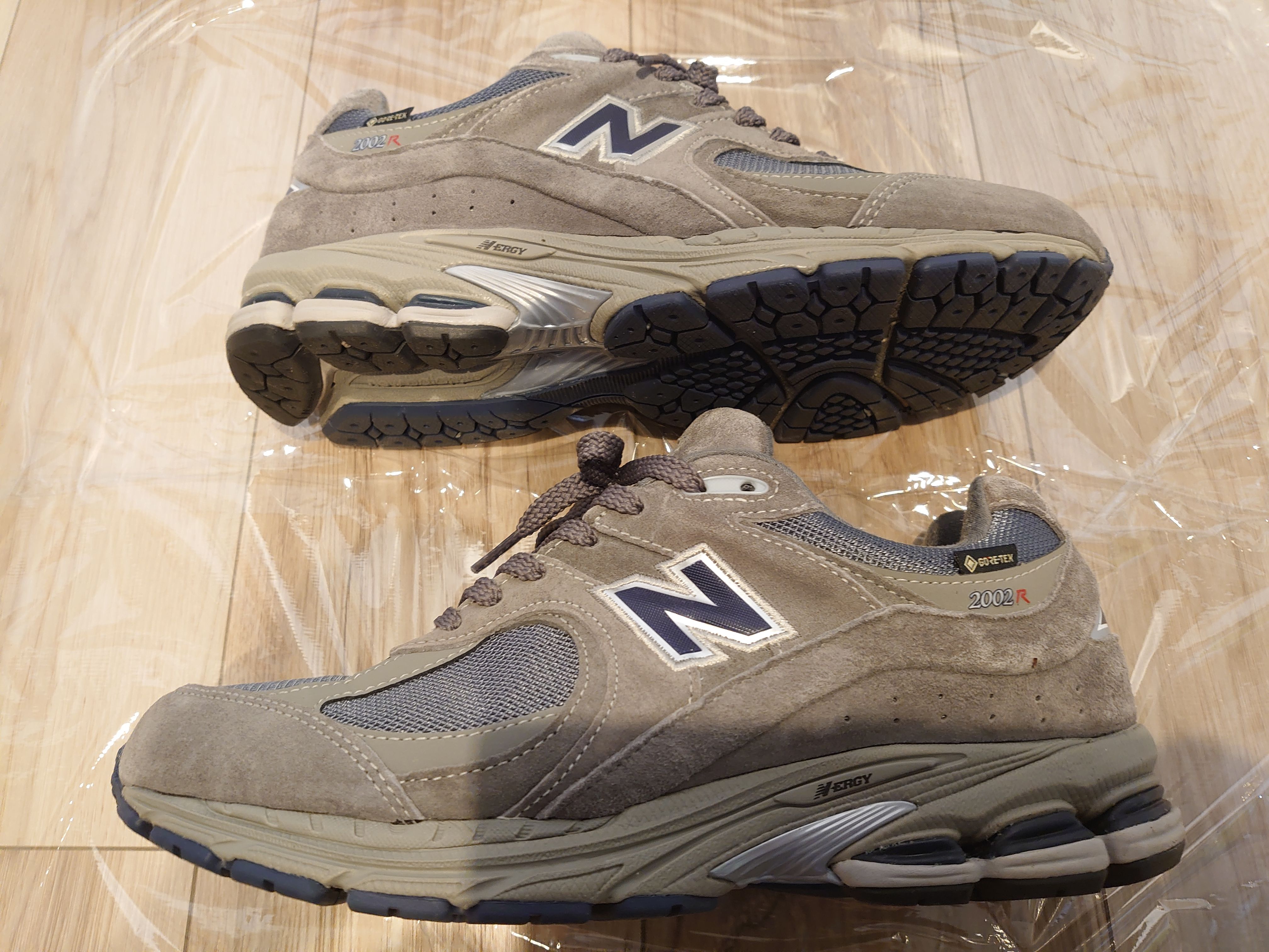 New Balance 2002R GORE-TEX "Castlerock"