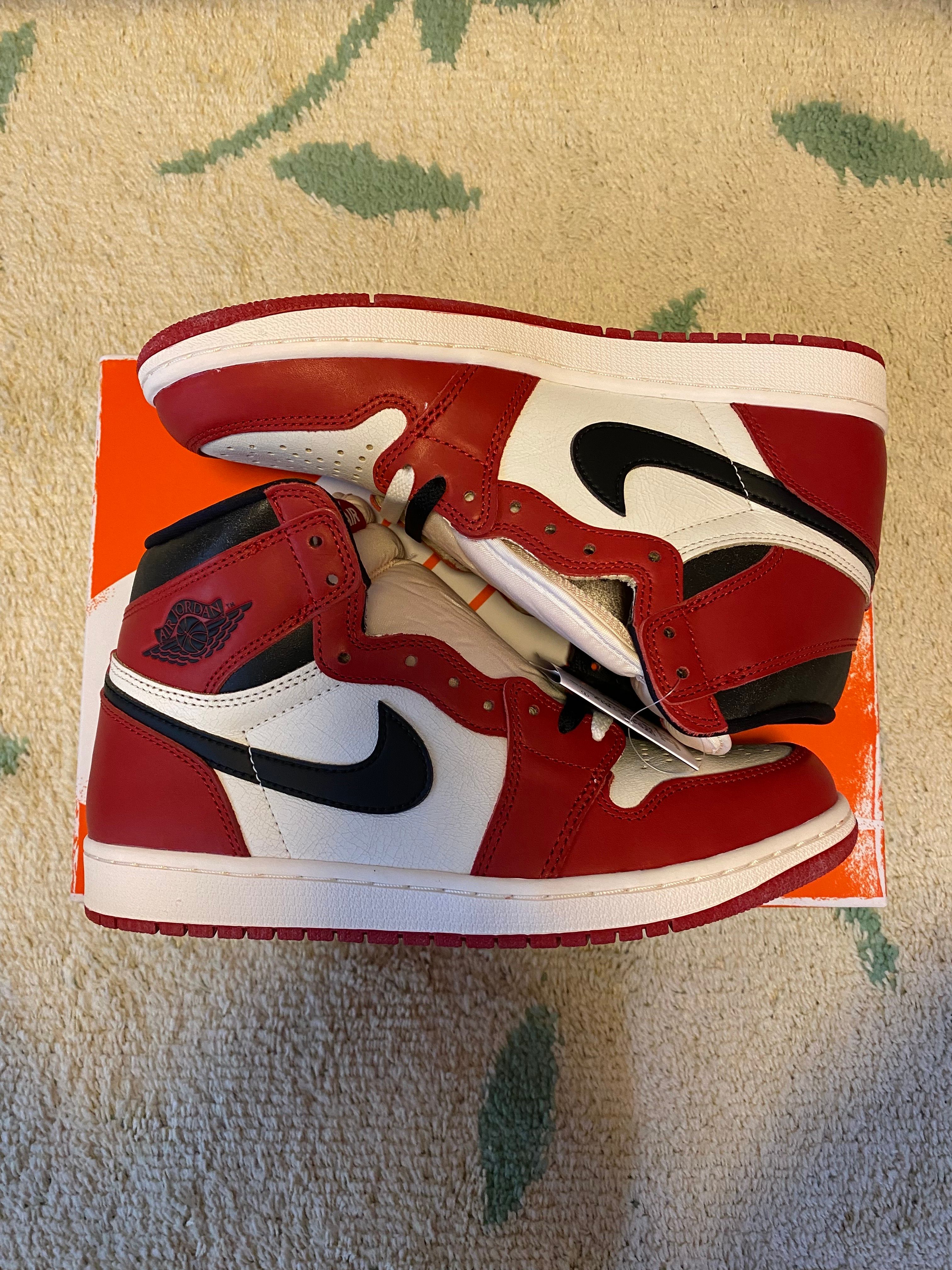 Nike Air Jordan 1 High OG "Lost & Found/Chicago"