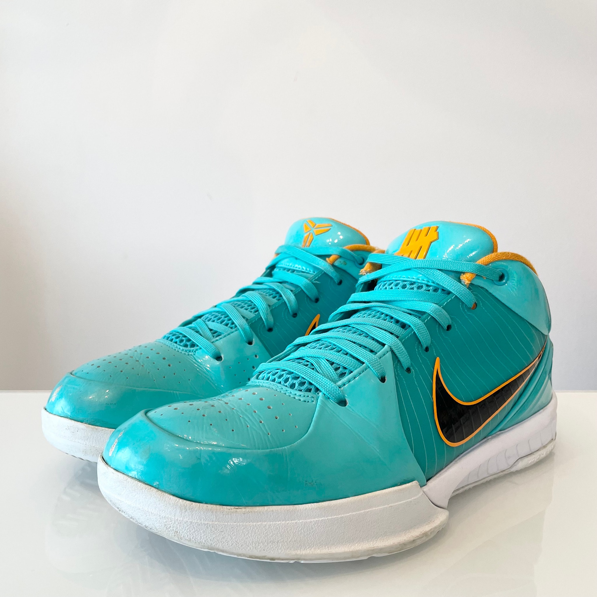 UNDEFEATED × Nike Kobe 4 Protro "Hyper Jade"