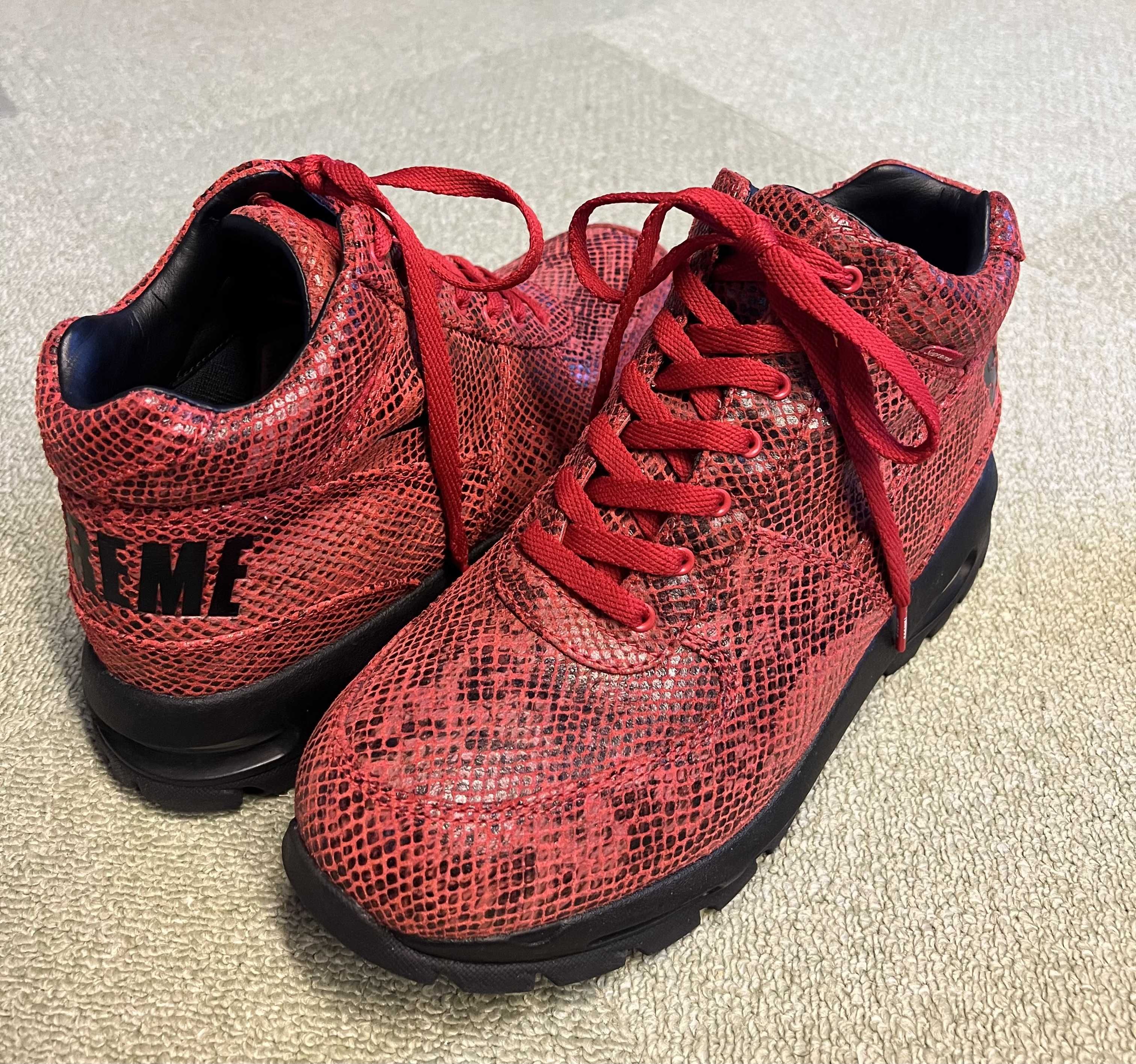 Supreme × Nike Air Max Goadome "FIRE RED"