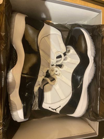 Nike Air Jordan 11 Retro "Concord" (2018)