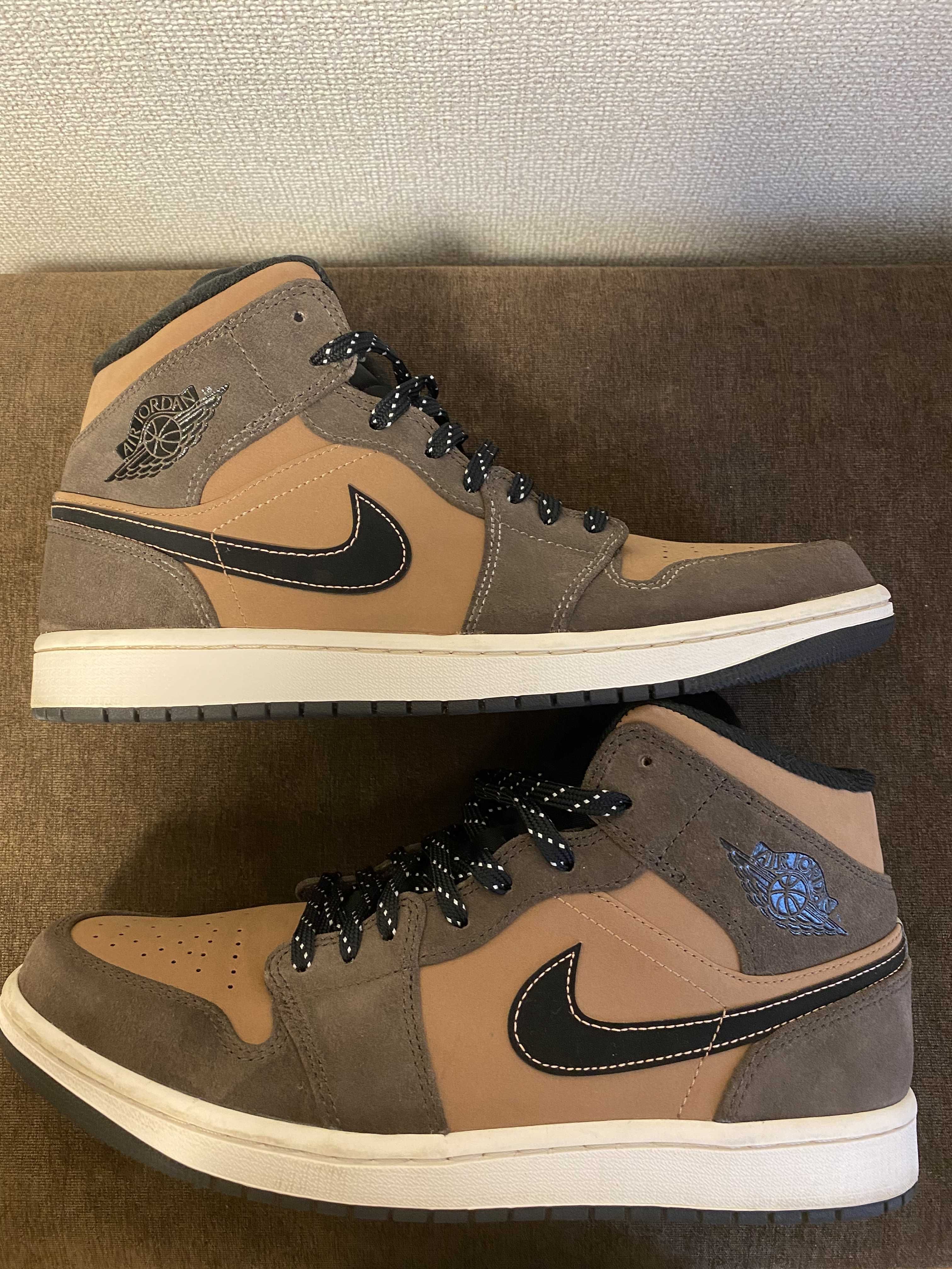 Nike Air Jordan 1 Mid SE "Dark Chocolate"