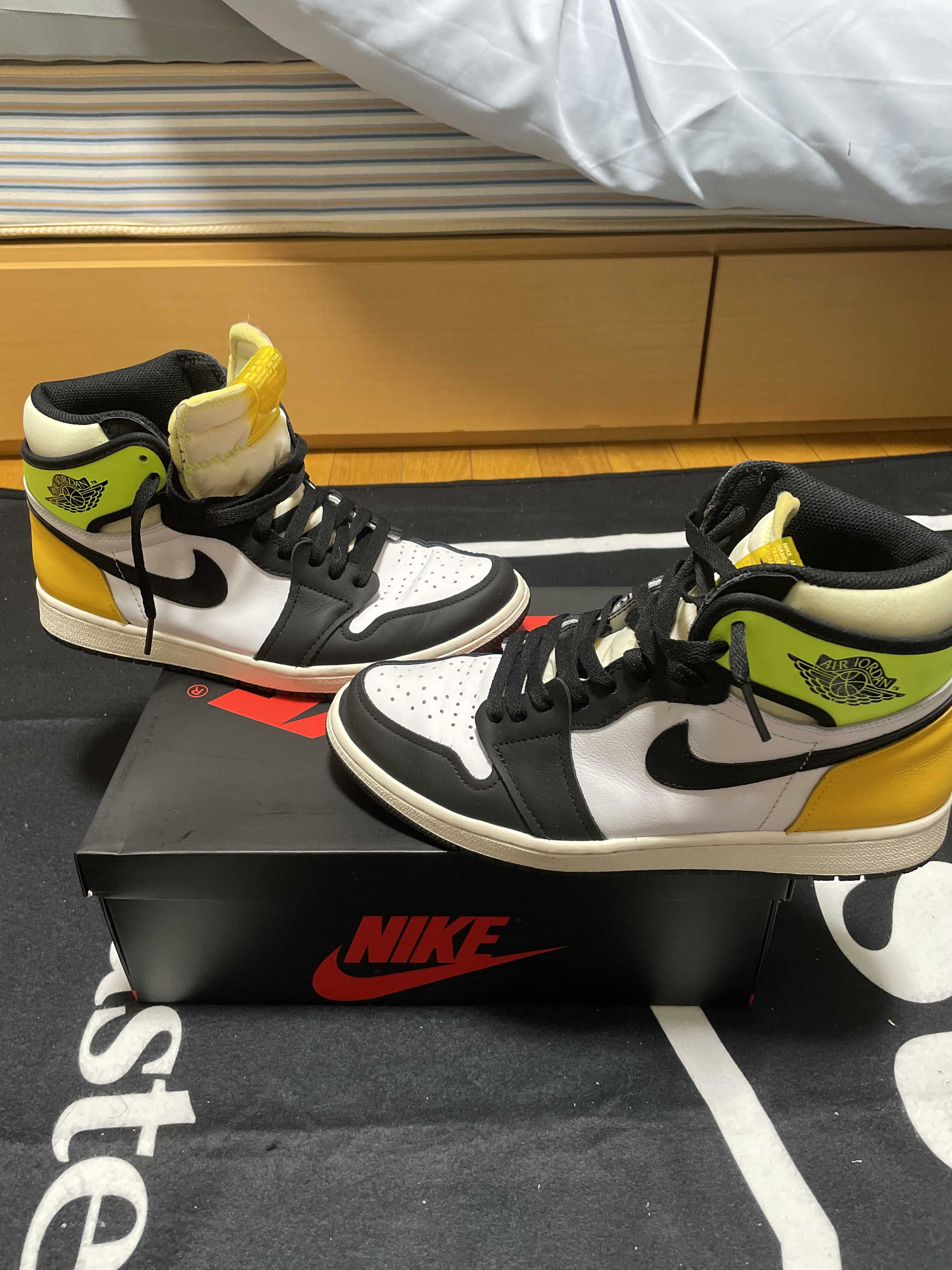Nike Air Jordan 1 High OG "Volt Gold"