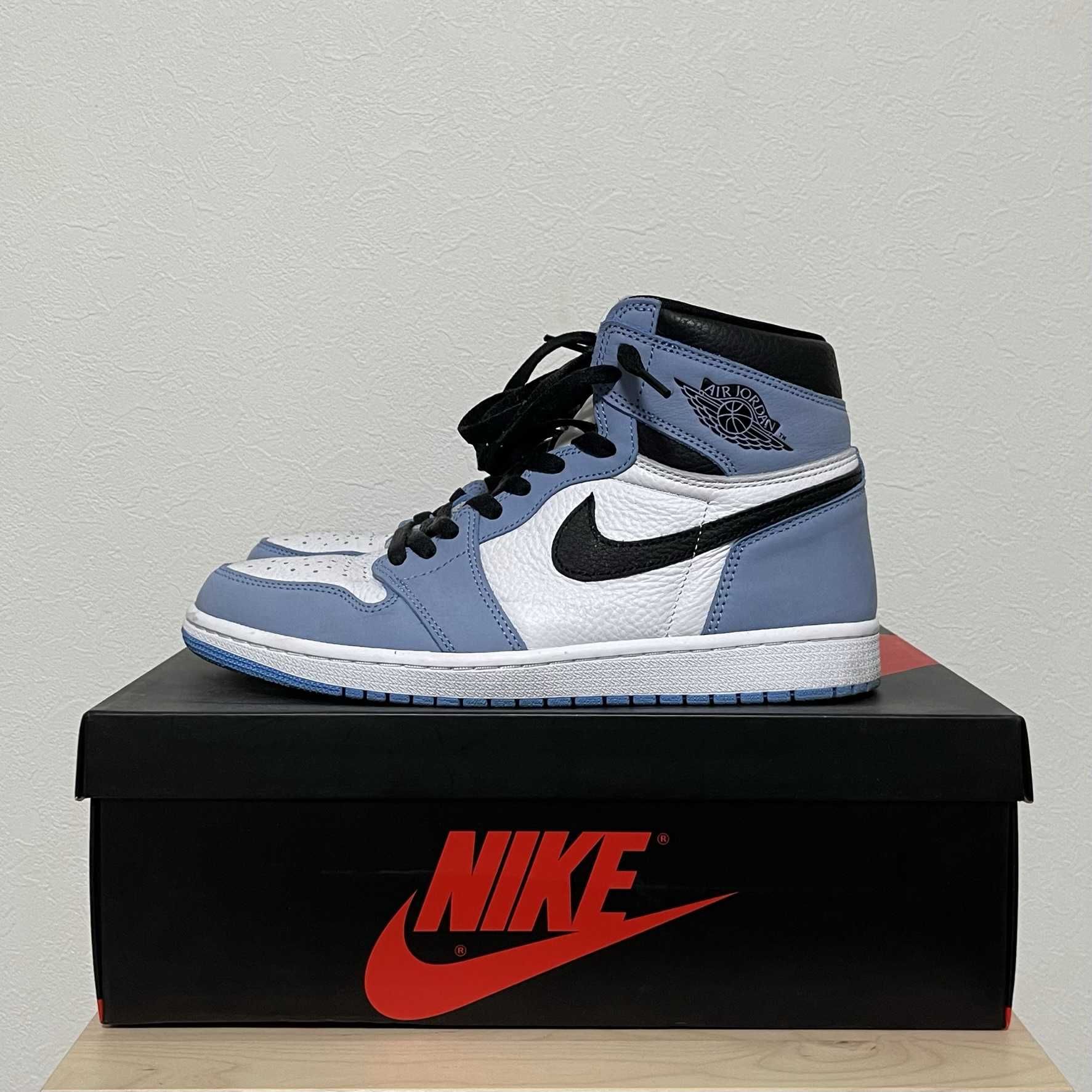 Nike Air Jordan 1 High OG "University Blue"