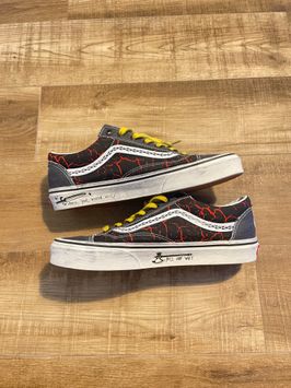 Stranger Things × Vans Style 36