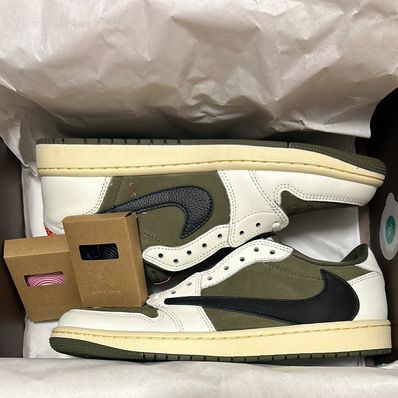 Travis Scott × Nike Air Jordan 1 Low OG SP "Reverse Olive"