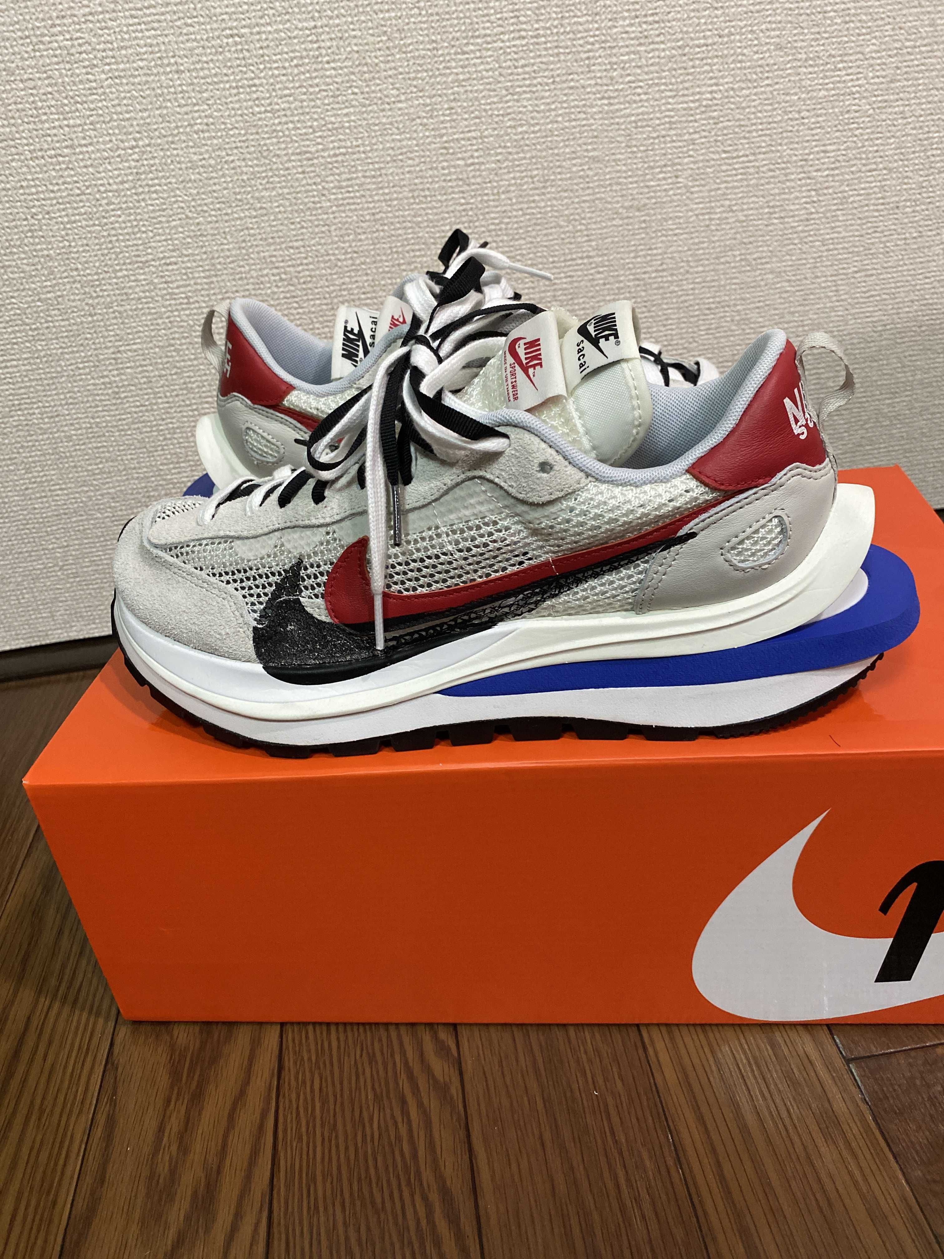 sacai × Nike Vapor Waffle "Royal Fuchsia"