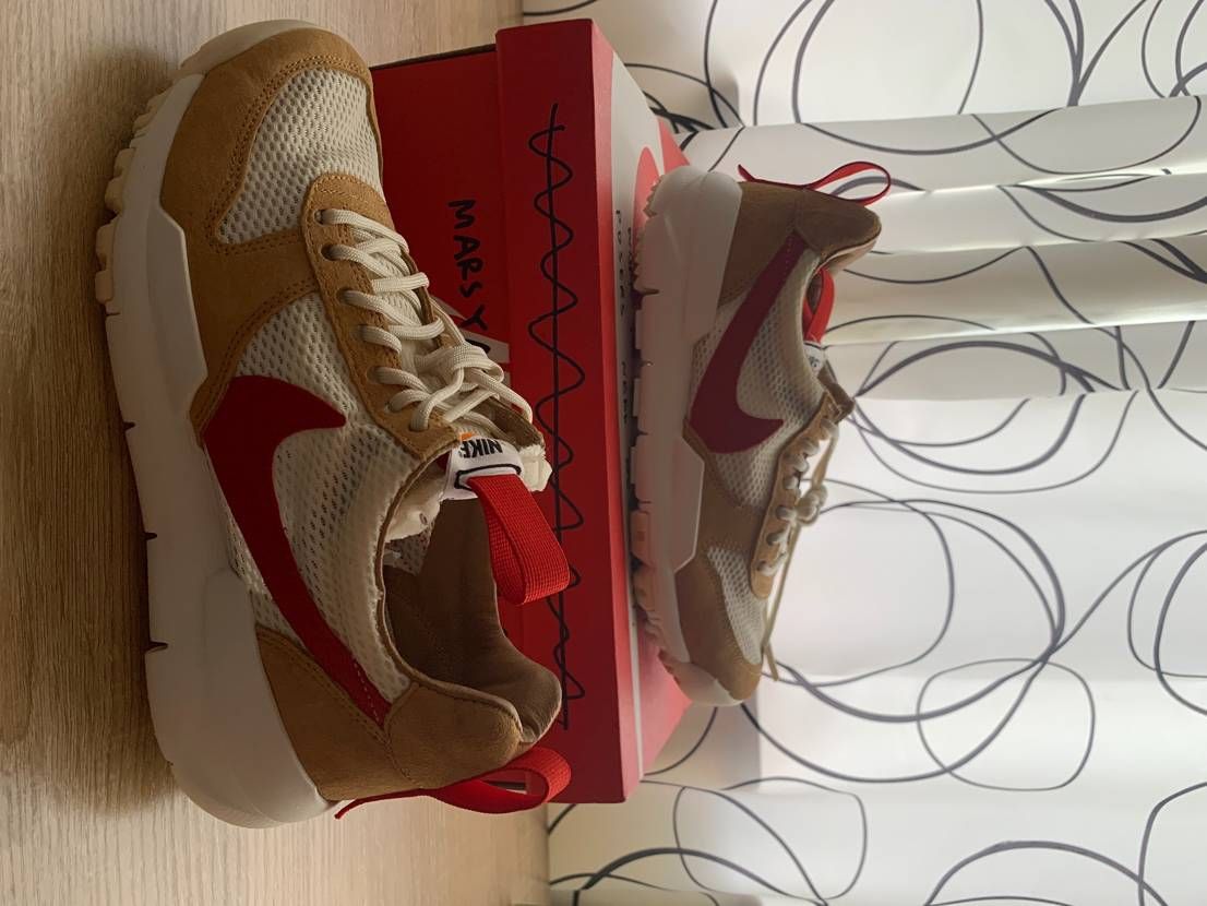 Tom Sachs × Nike Mars Yard 2.0 "Natural/Sport Red-Maple"