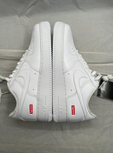 Supreme × Nike Air Force 1 Low "White"