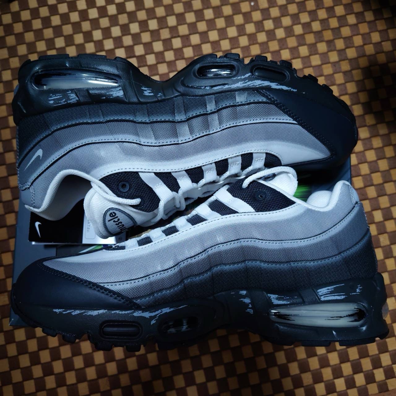 Yu-Gi-Oh! × Nike Air Max 95 "Air Muscle/Jonouchi" (Japan Exclusive)