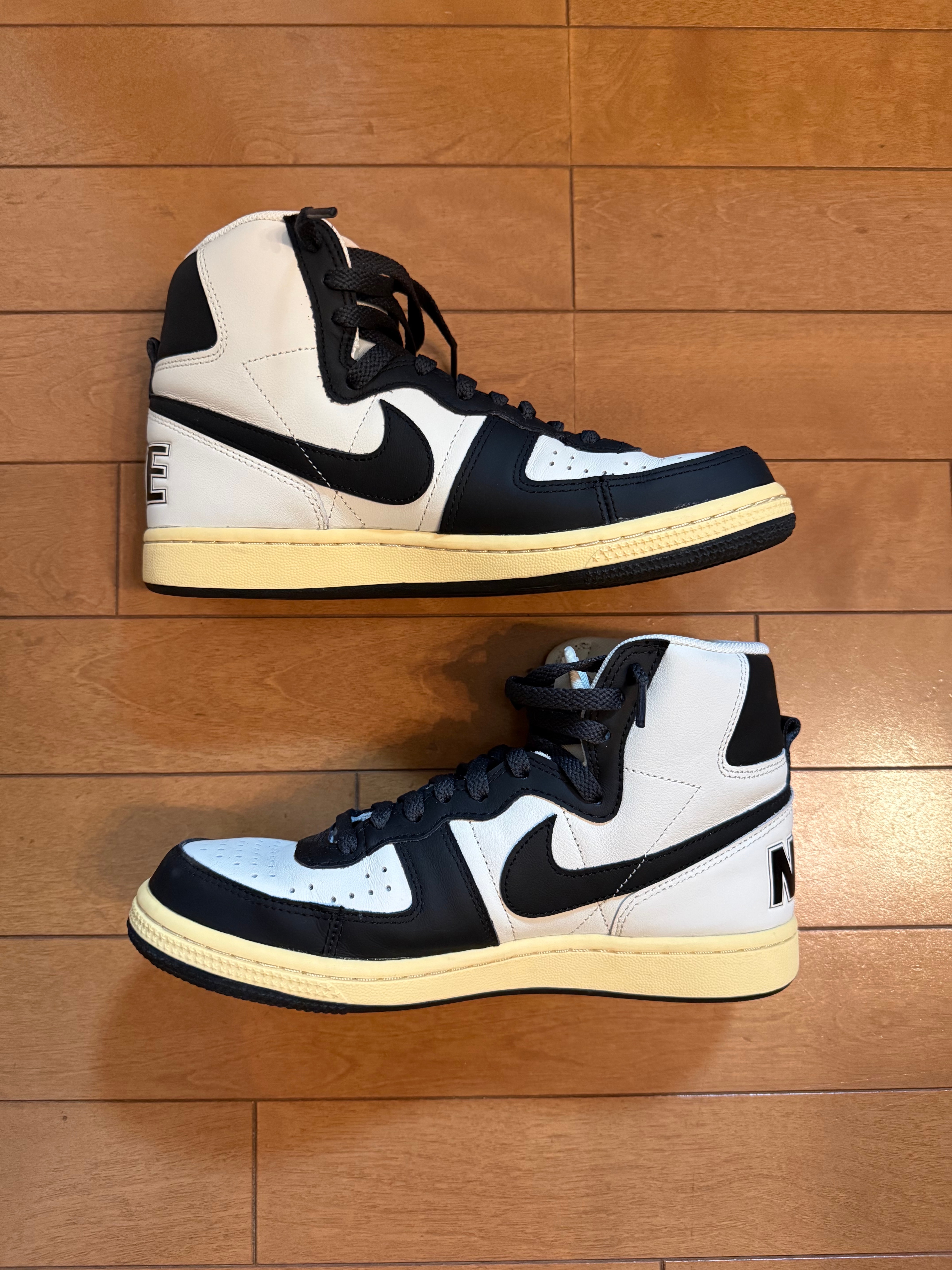 ナイキ ターミネーター ハイ "ブラック アンド ファントム"