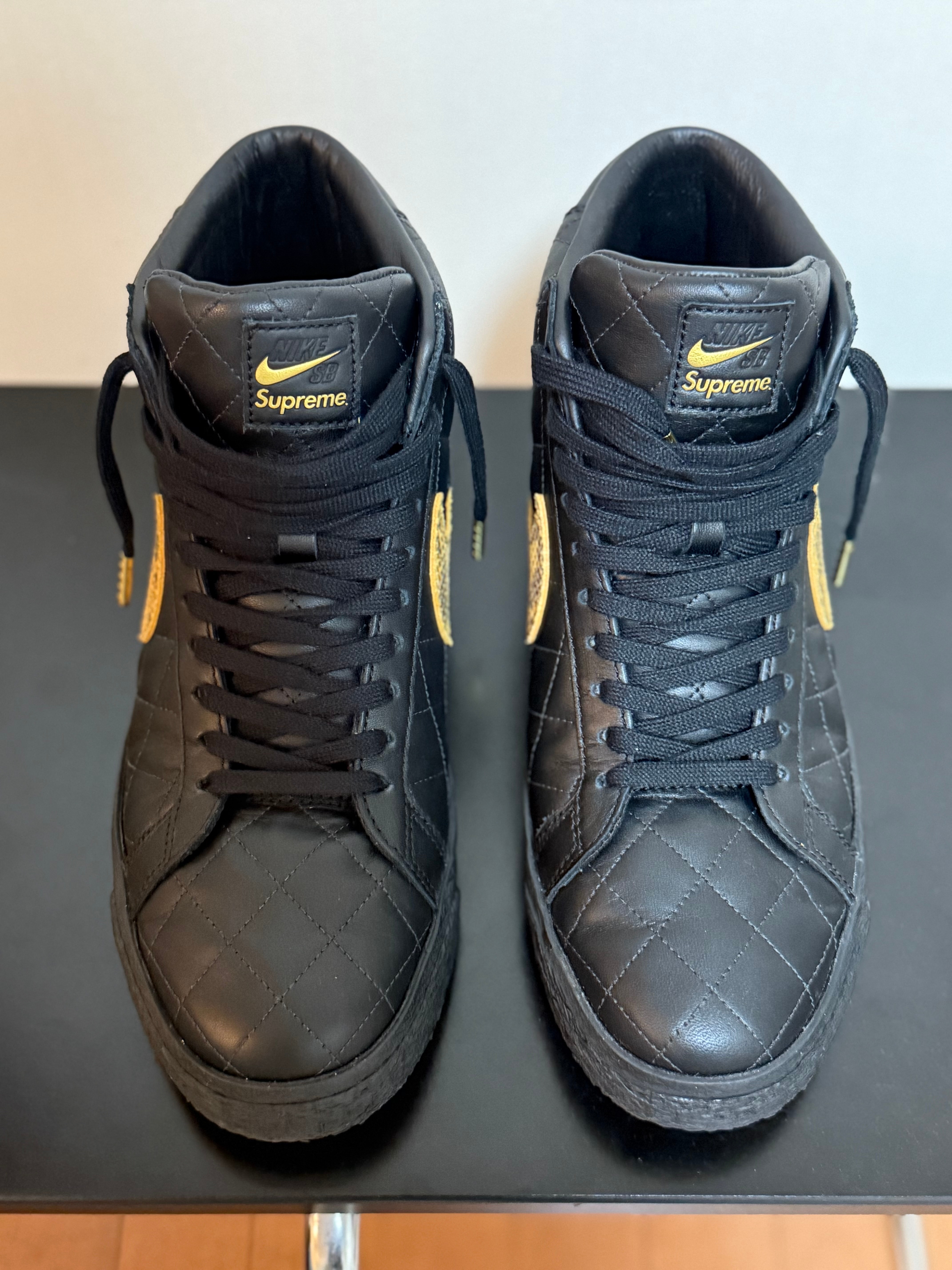 Supreme × Nike SB Blazer Mid "Black"