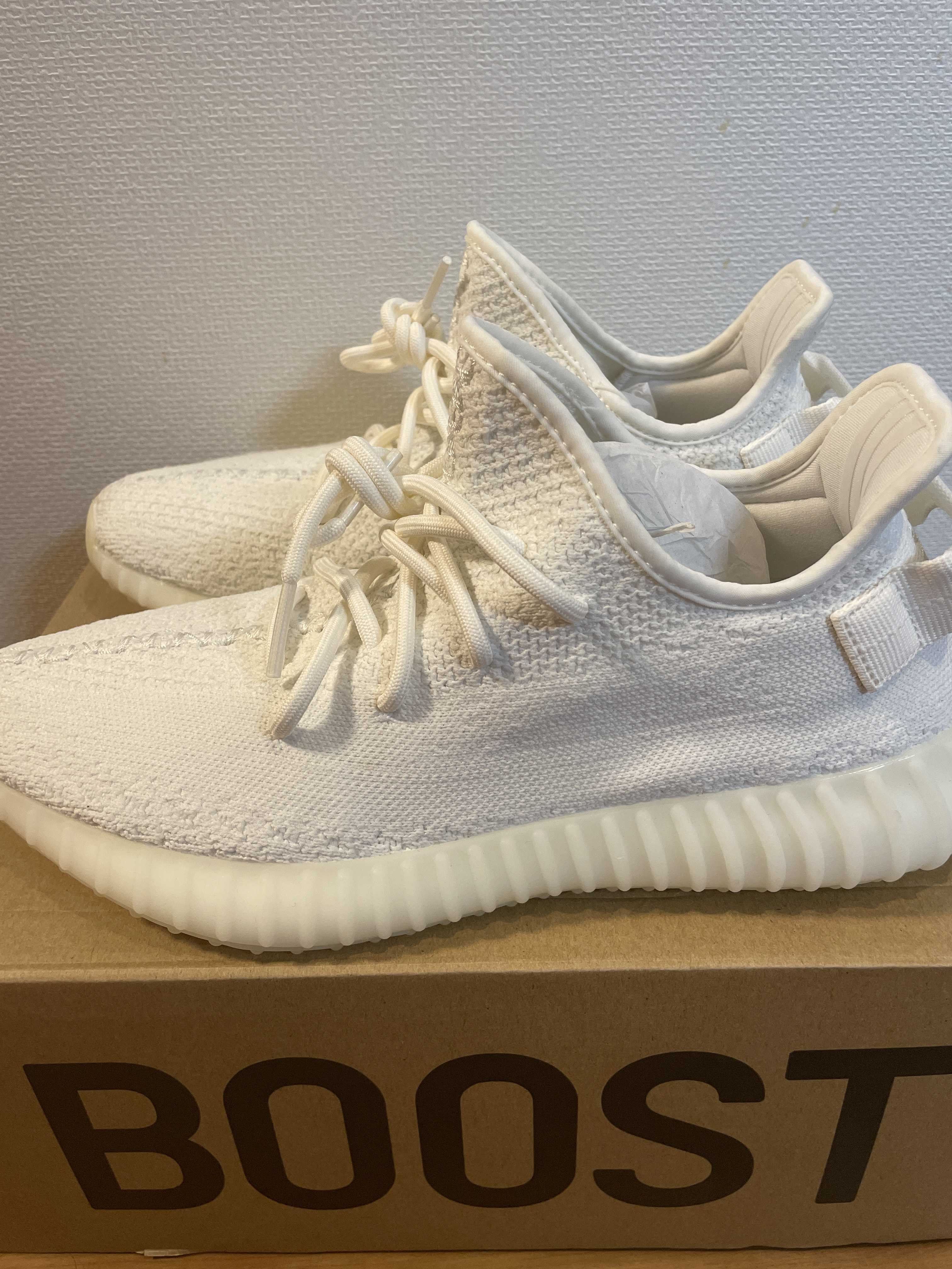 adidas YEEZY Boost 350 V2 "Cream White"