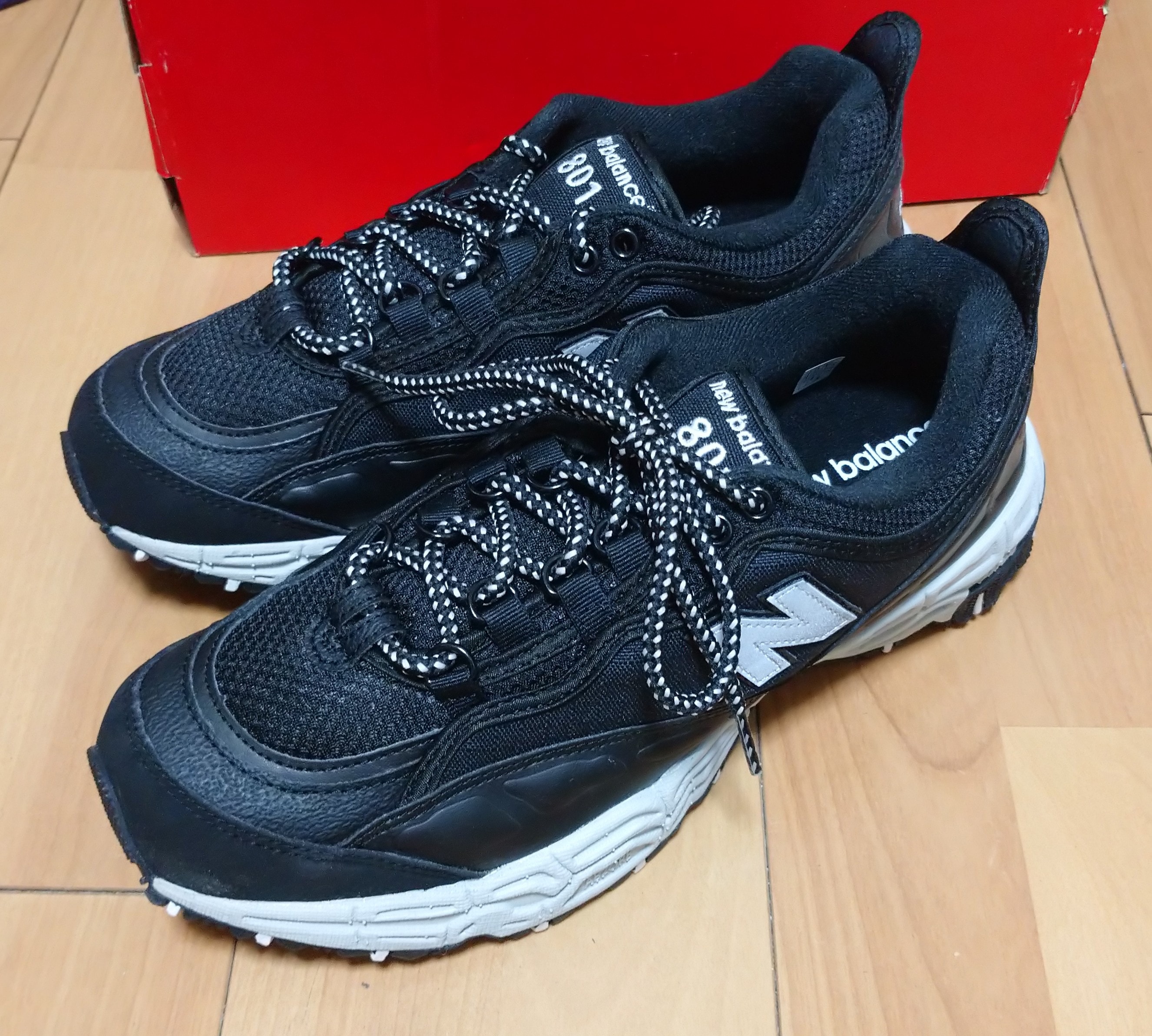 ニューバランス M801AT "ブラック/グレー/ブルー"