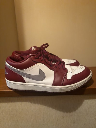 Nike Air Jordan 1 Low "Bordeaux"