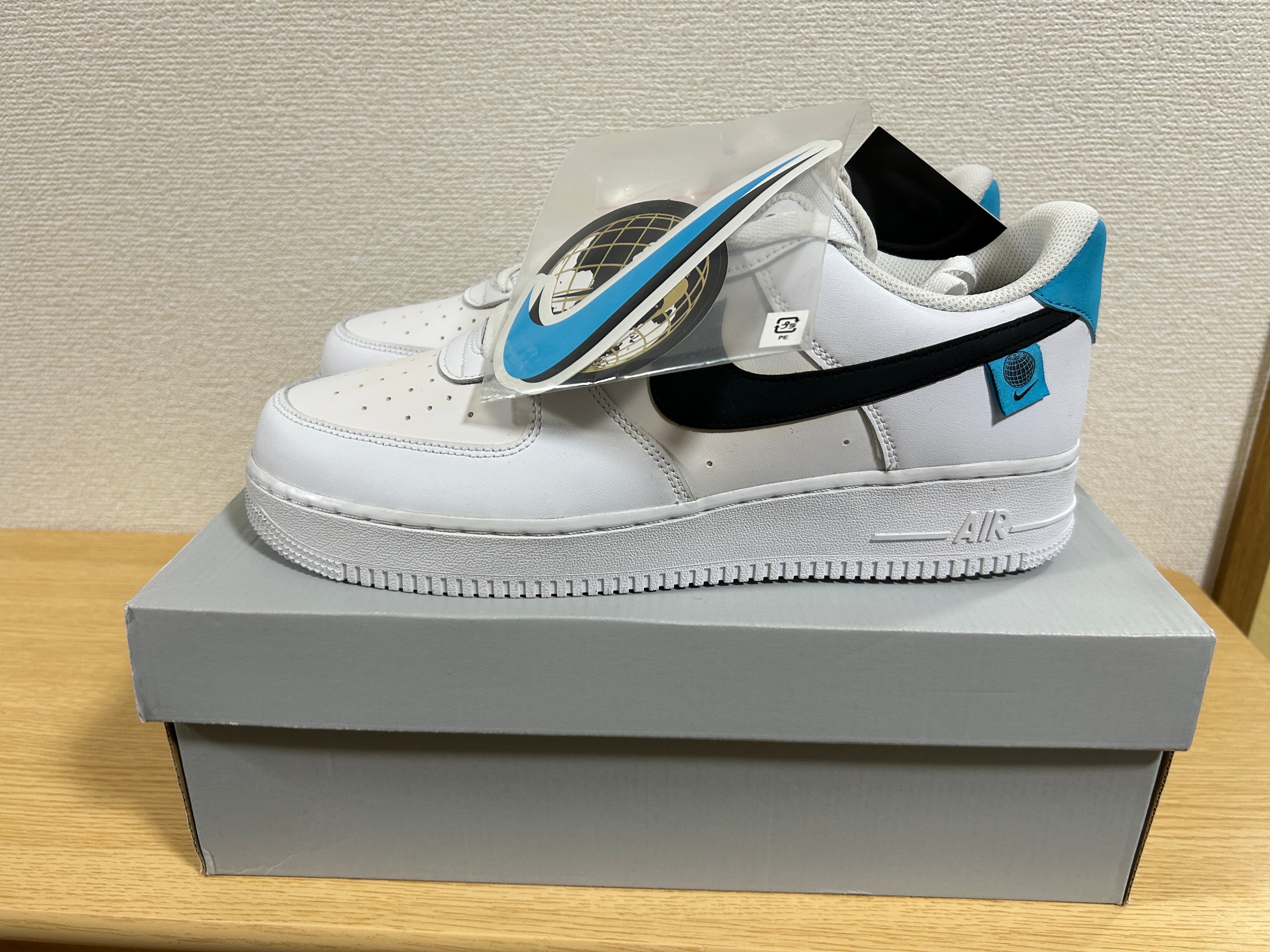 Nike Air Force 1 Low "Worldwide White Blue Fury Black"