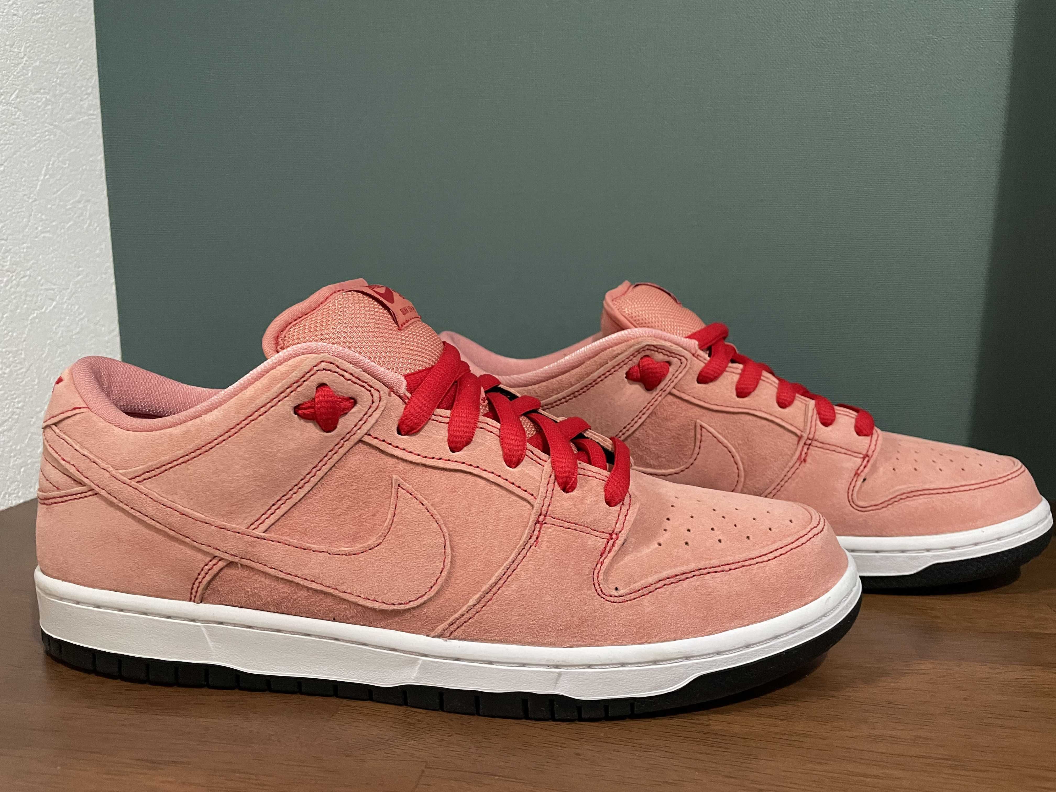 Nike SB Dunk Low "Pink Pig"