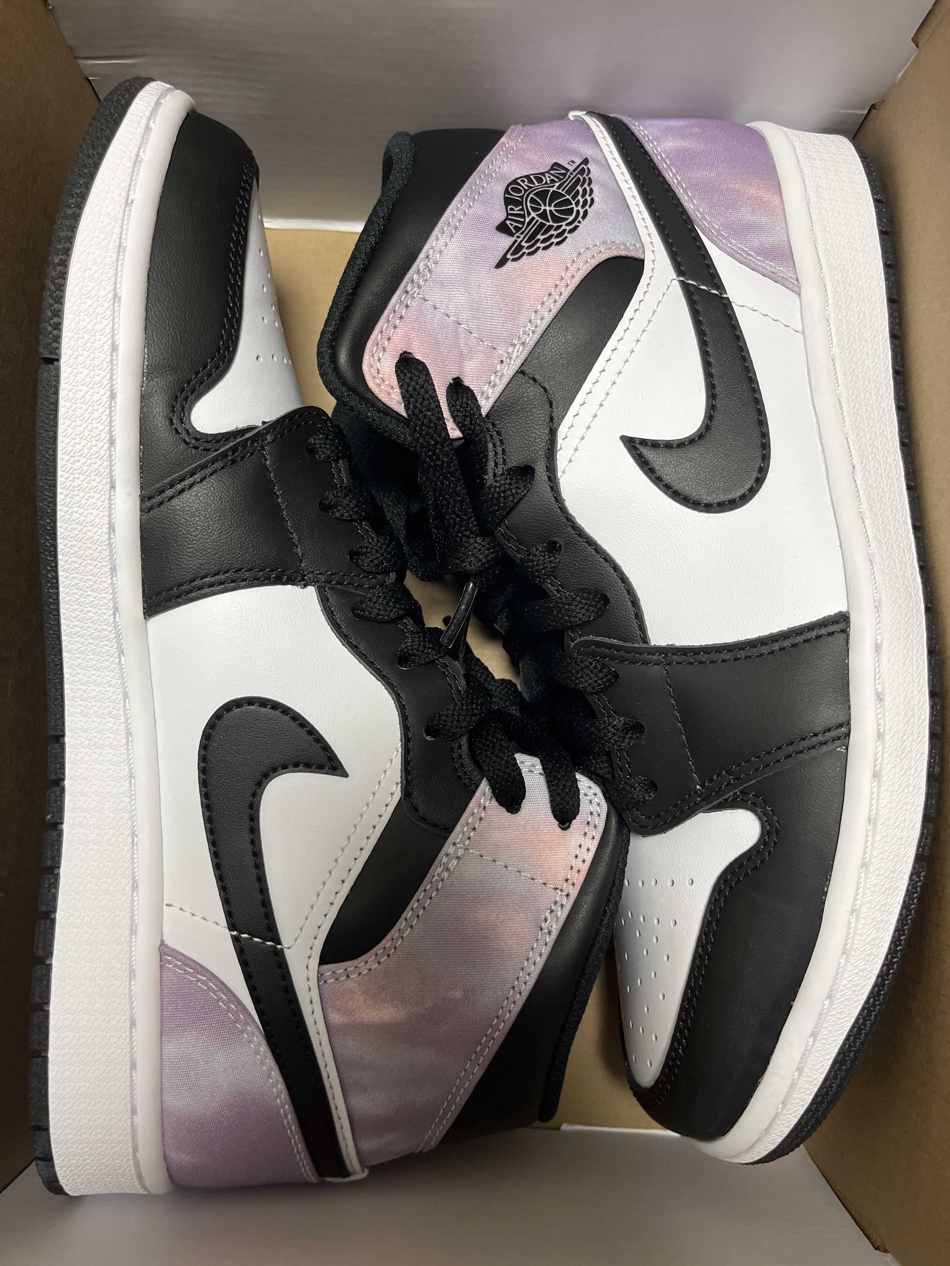 Nike Air Jordan 1 Mid SE "Tie Dye"