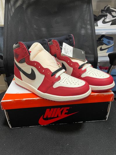 Nike Air Jordan 1 High OG "Lost & Found/Chicago"