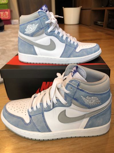 Nike Air Jordan 1 High OG "Hyper Royal"