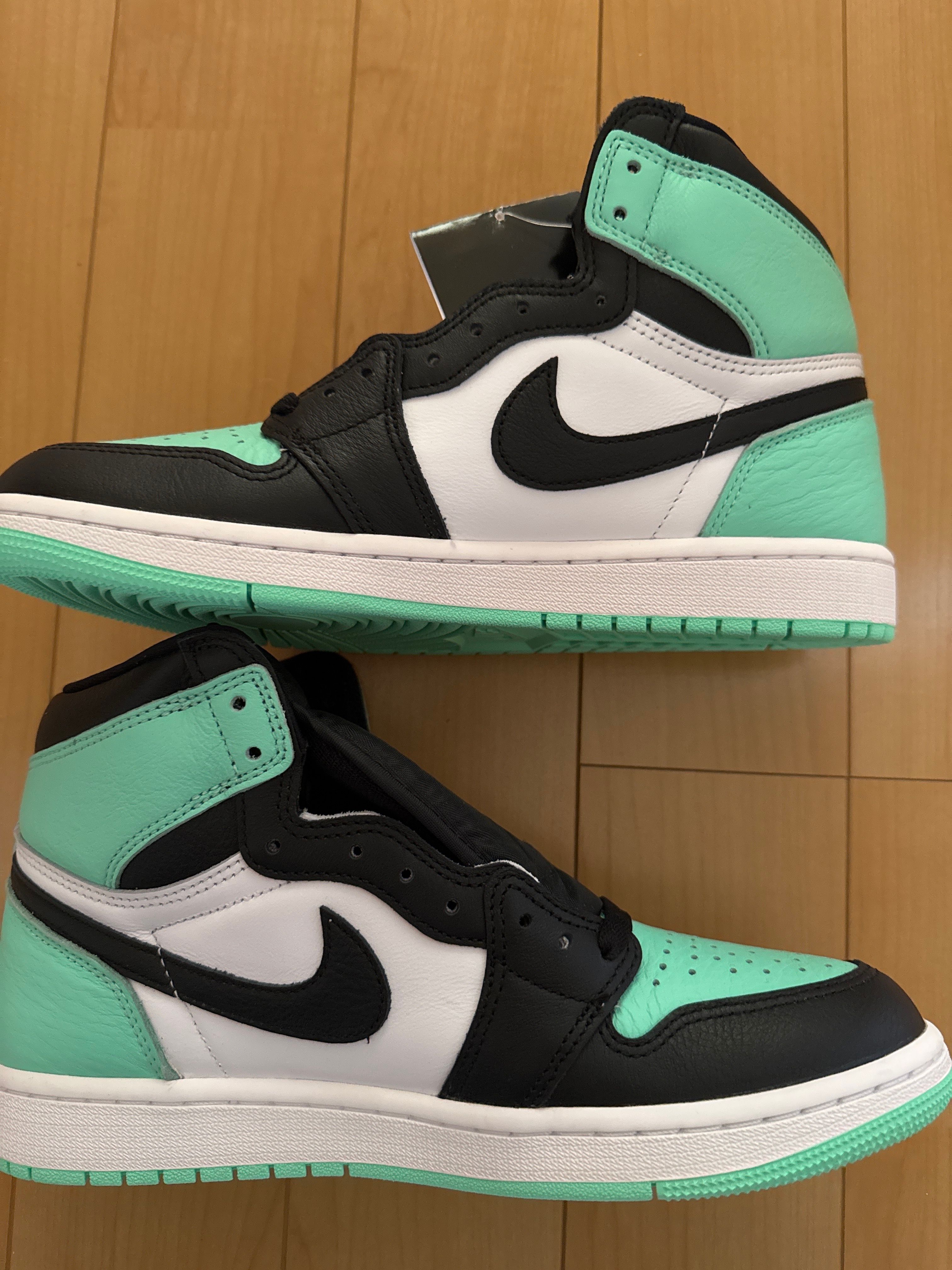 Nike Air Jordan 1 High OG "Green Glow"