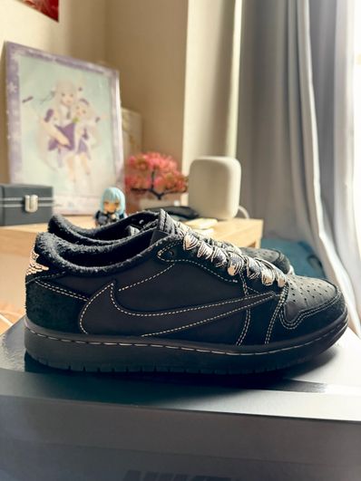 Travis Scott × Nike Air Jordan 1 Low OG SP "Black Phantom"