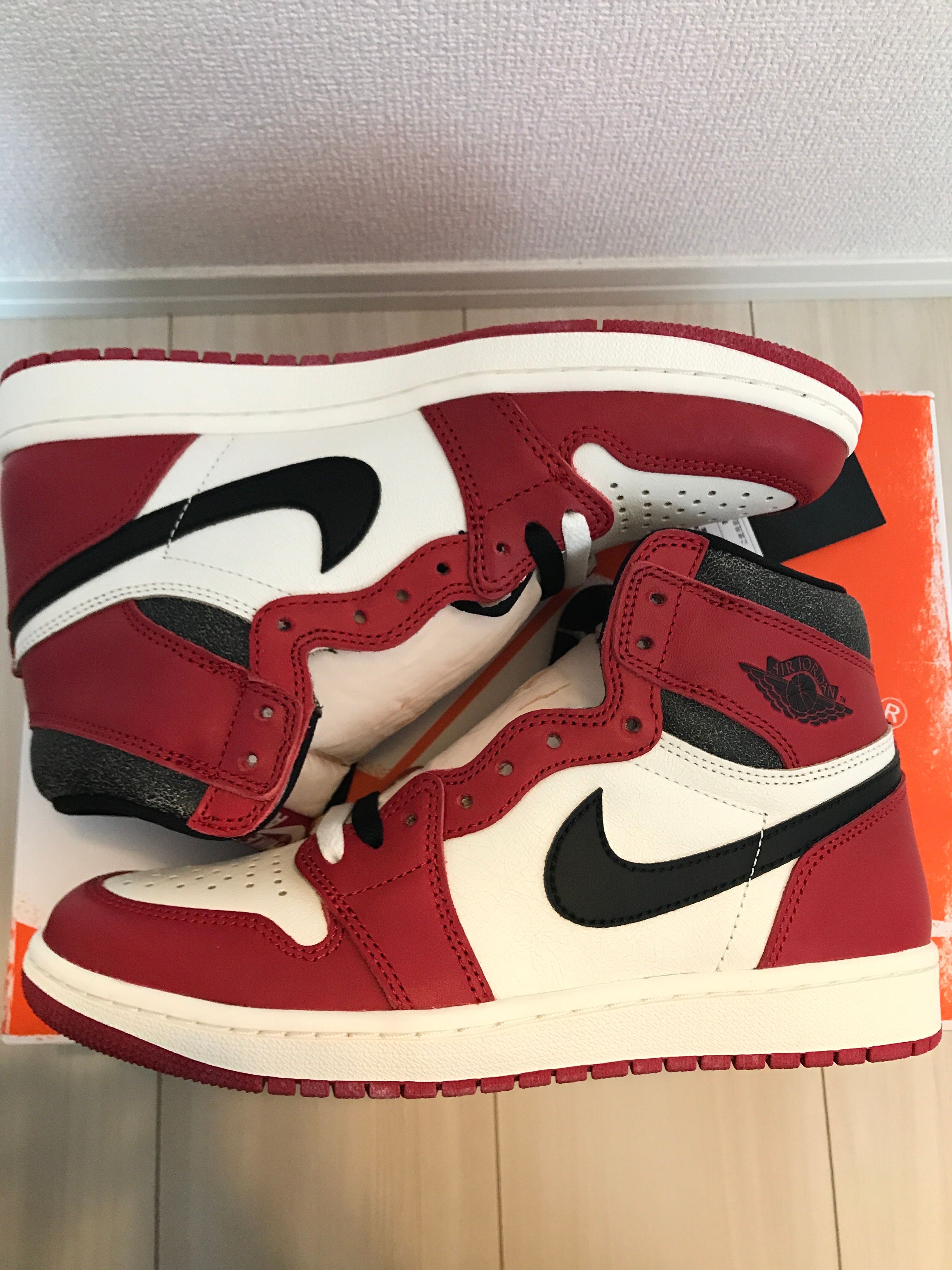Nike Air Jordan 1 High OG "Lost & Found/Chicago"