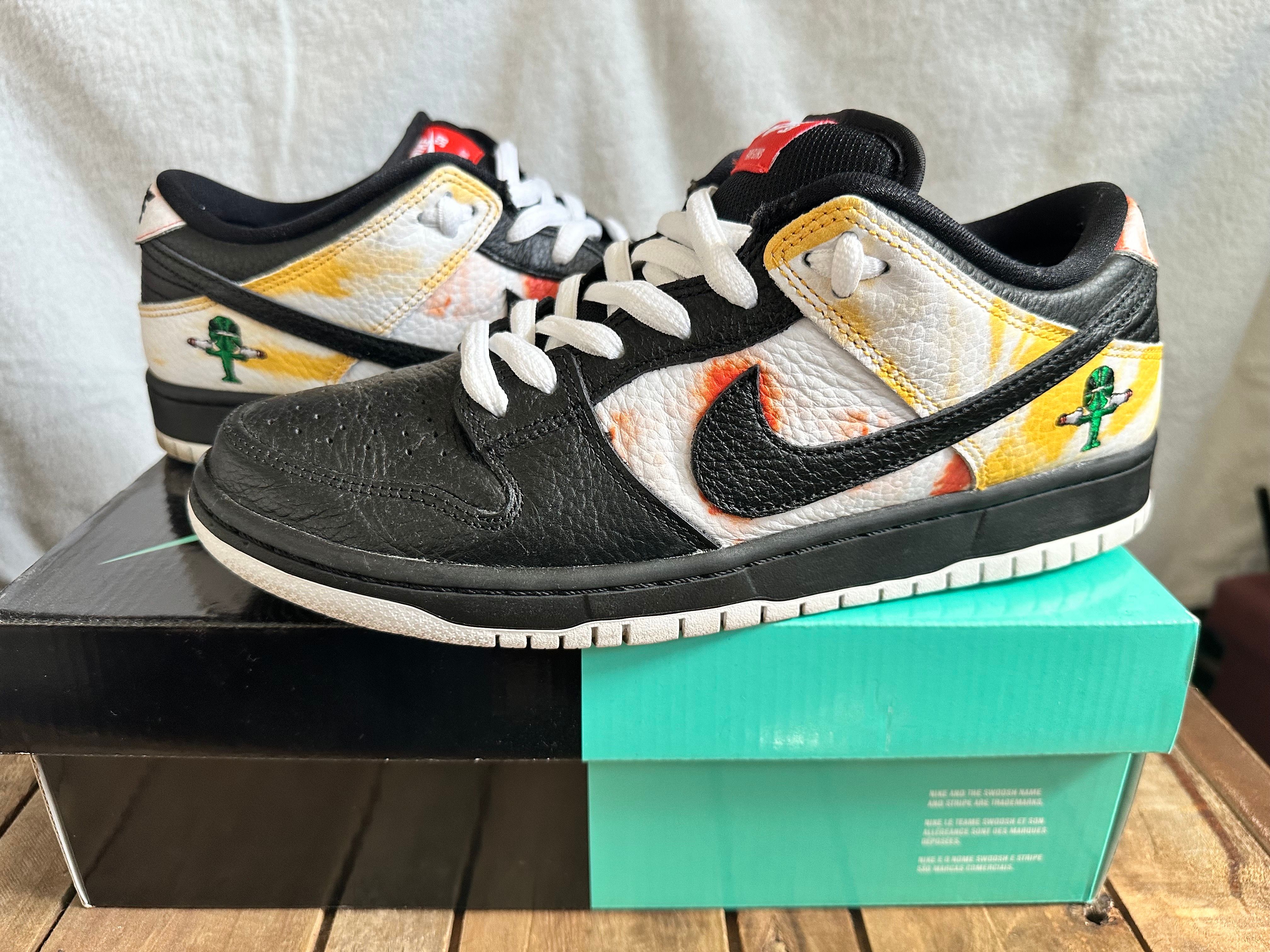 Nike SB Dunk Low "Raygun Tie-Dye/Black"