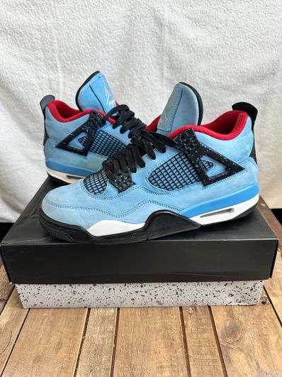 Travis Scott × Nike Air Jordan 4 Retro Cactus Jack "University Blue"