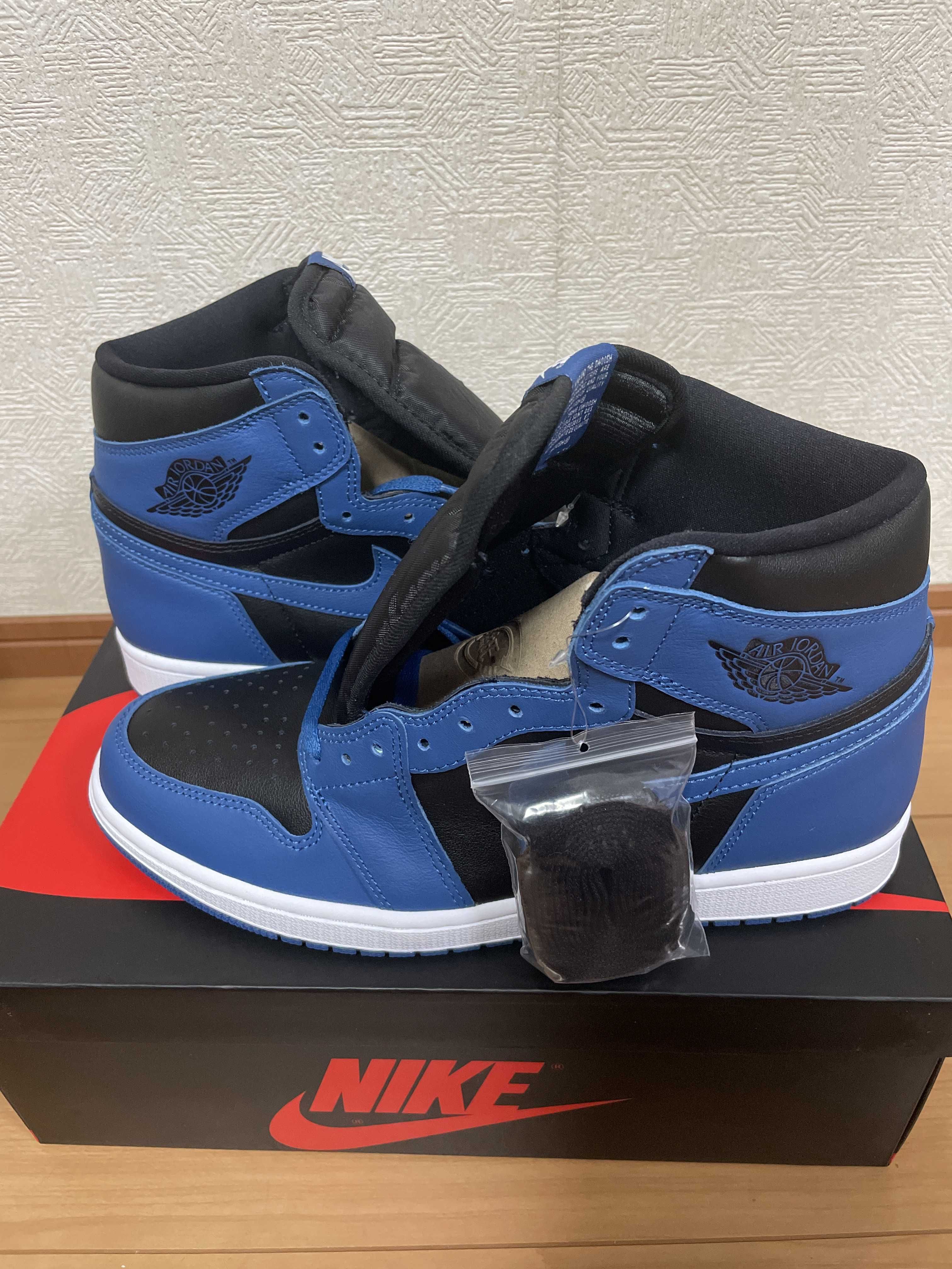 Nike Air Jordan 1 Retro High OG "Dark Marina Blue"