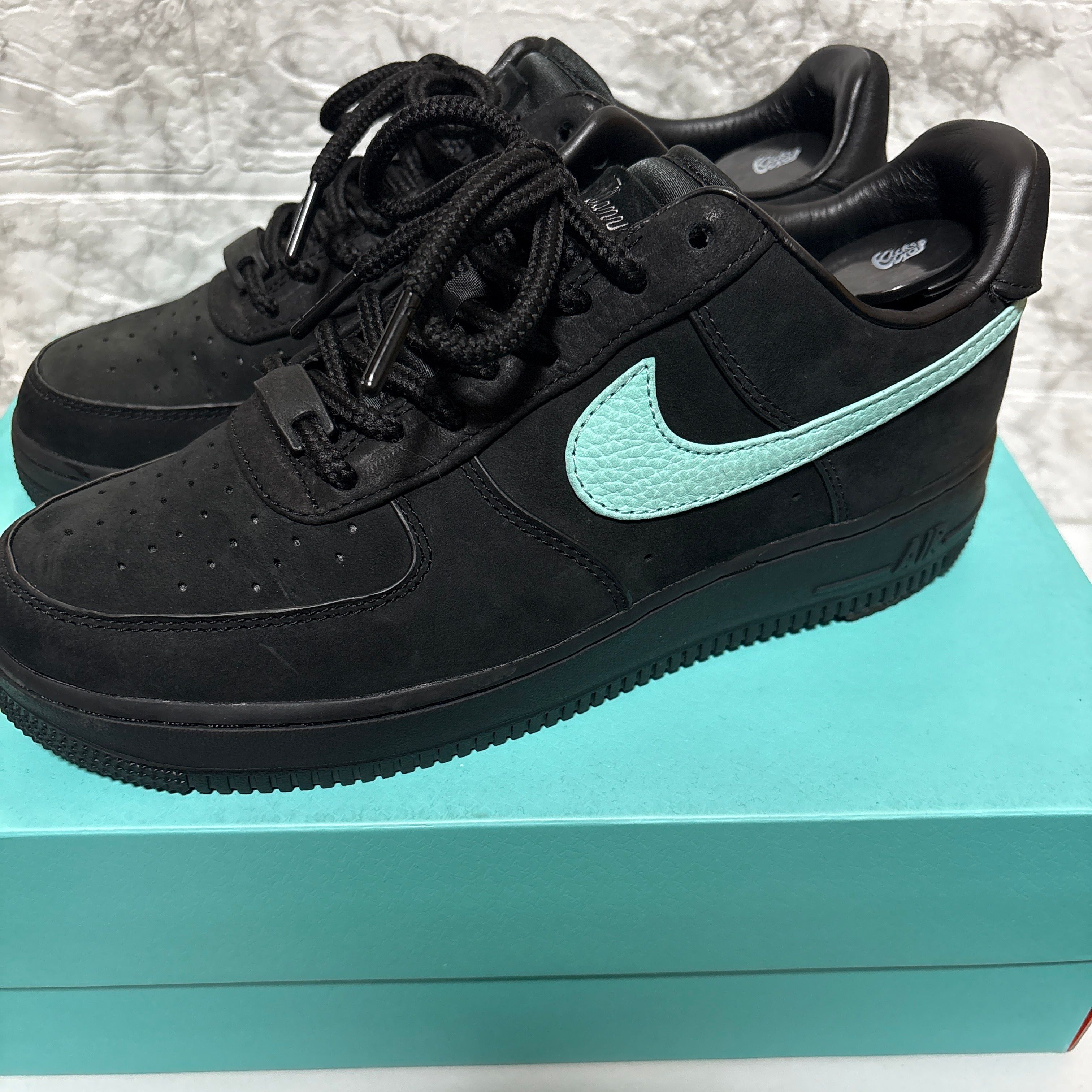 Tiffany & Co. × Nike Air Force 1 Low "1837"